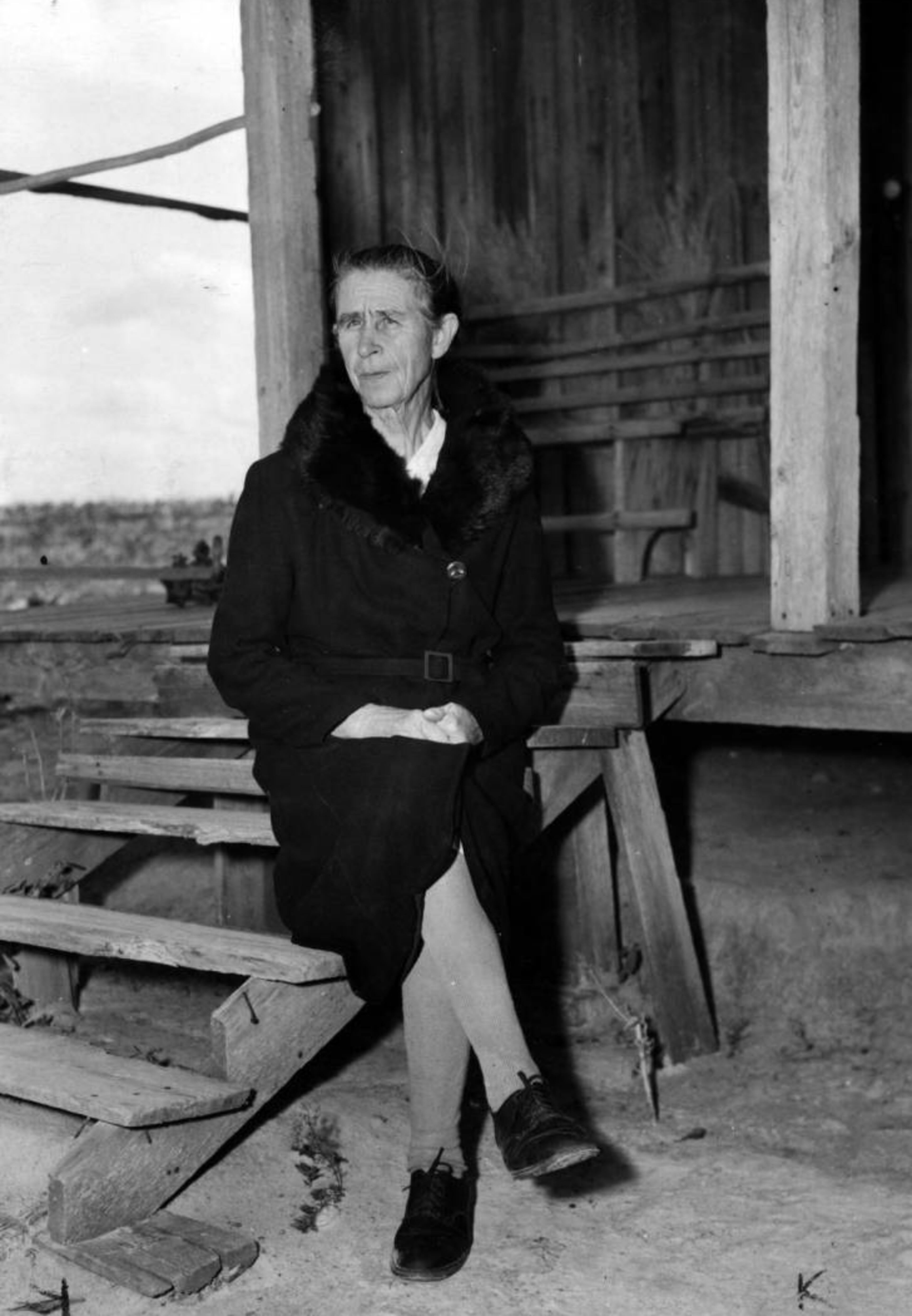 Miss Essie Standridge was bitten by a rabid fox, Wilcox County, Georgia, January 28, 1945. That somehow led to this photo being taken, though there’s no other information.