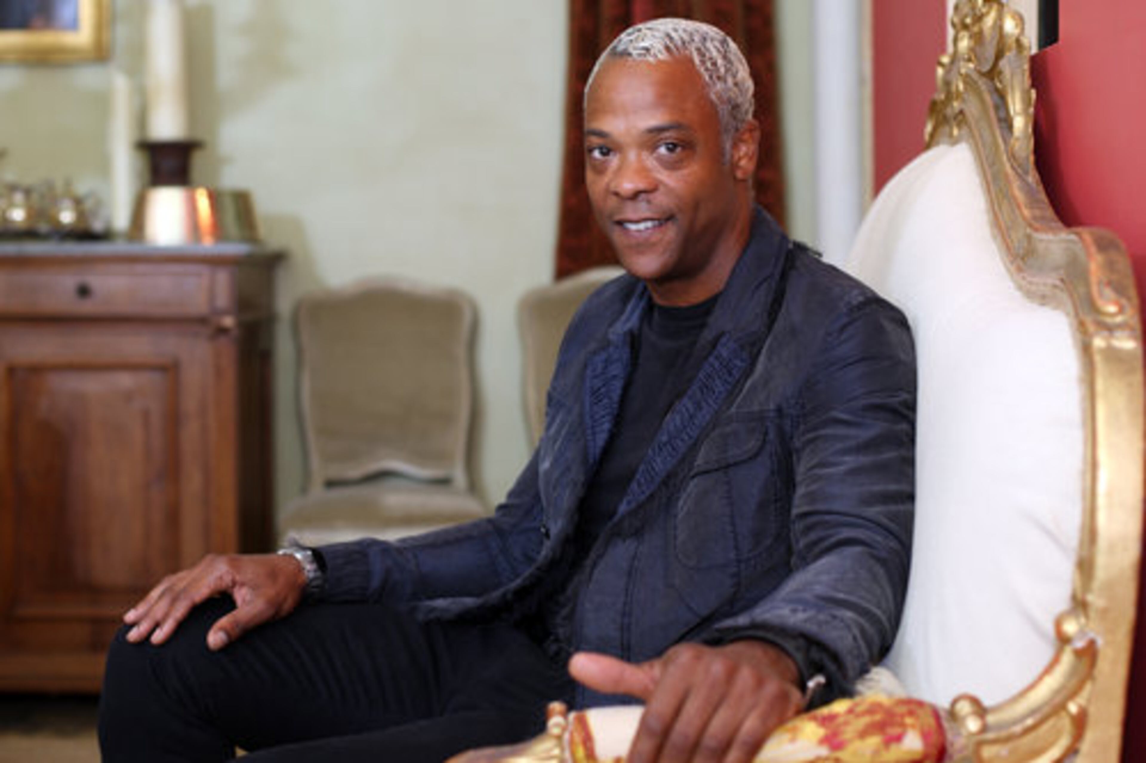 SHOPPING STYLE: "I love the hunt. I love the challenge of finding the absolute best bargain that I can possibly find. I like finding Herm s ties for $2 and scarves for $12. I just love that."