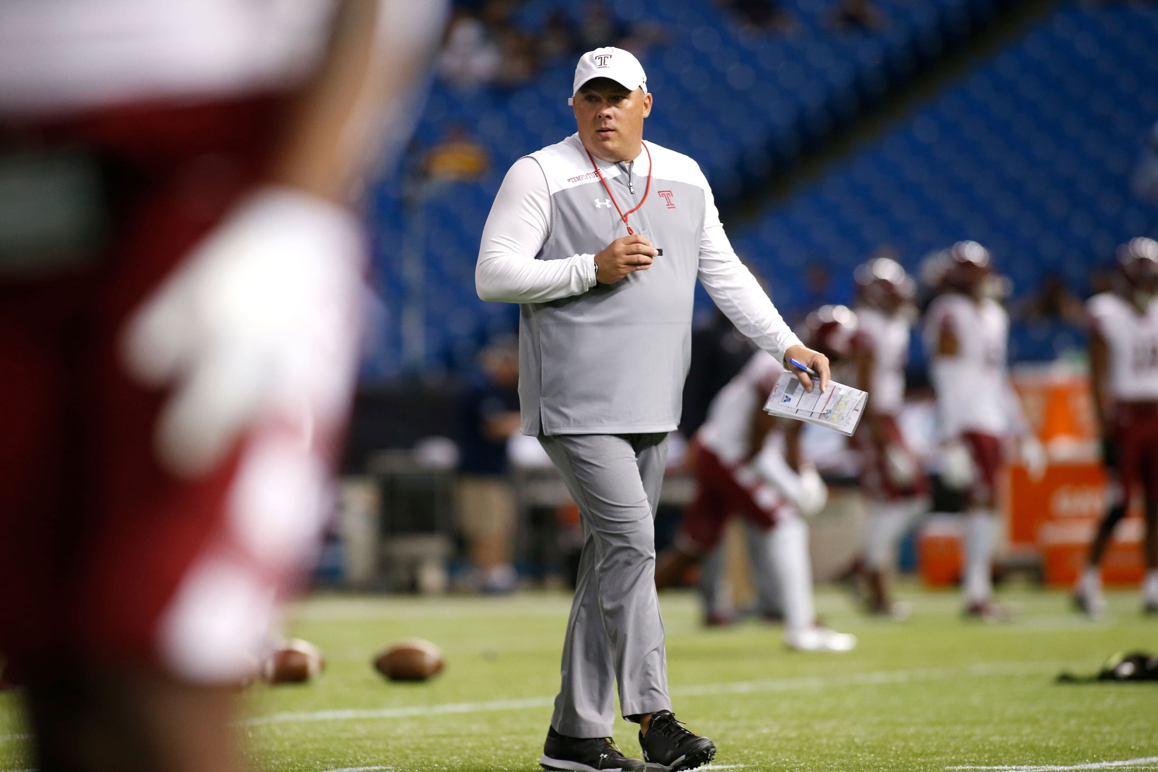 ST. PETERSBURG, FL - DECEMBER 21: Head coach Geoff Collins of the Temple Owls looks on during warm ups before the start of the Bad Boy Mowers Gasparilla Bowl against the Fiu Golden Panthers on December 21, 2017 at Tropicana Field in St. Petersburg, Florida. (Photo by Brian Blanco/Getty Images)