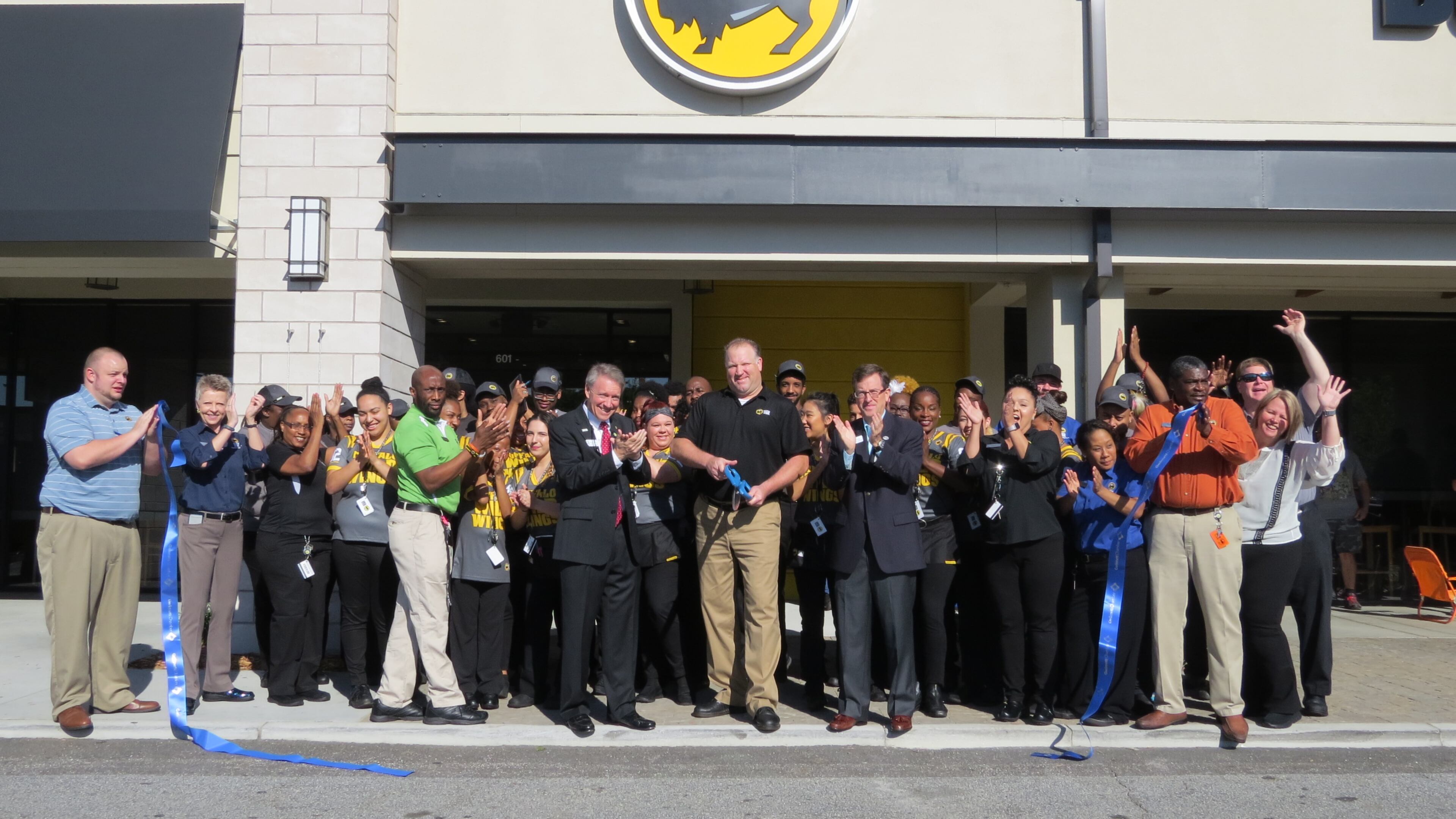 Buffalo Wild Wings has opened a new location in Peachtree Corners.