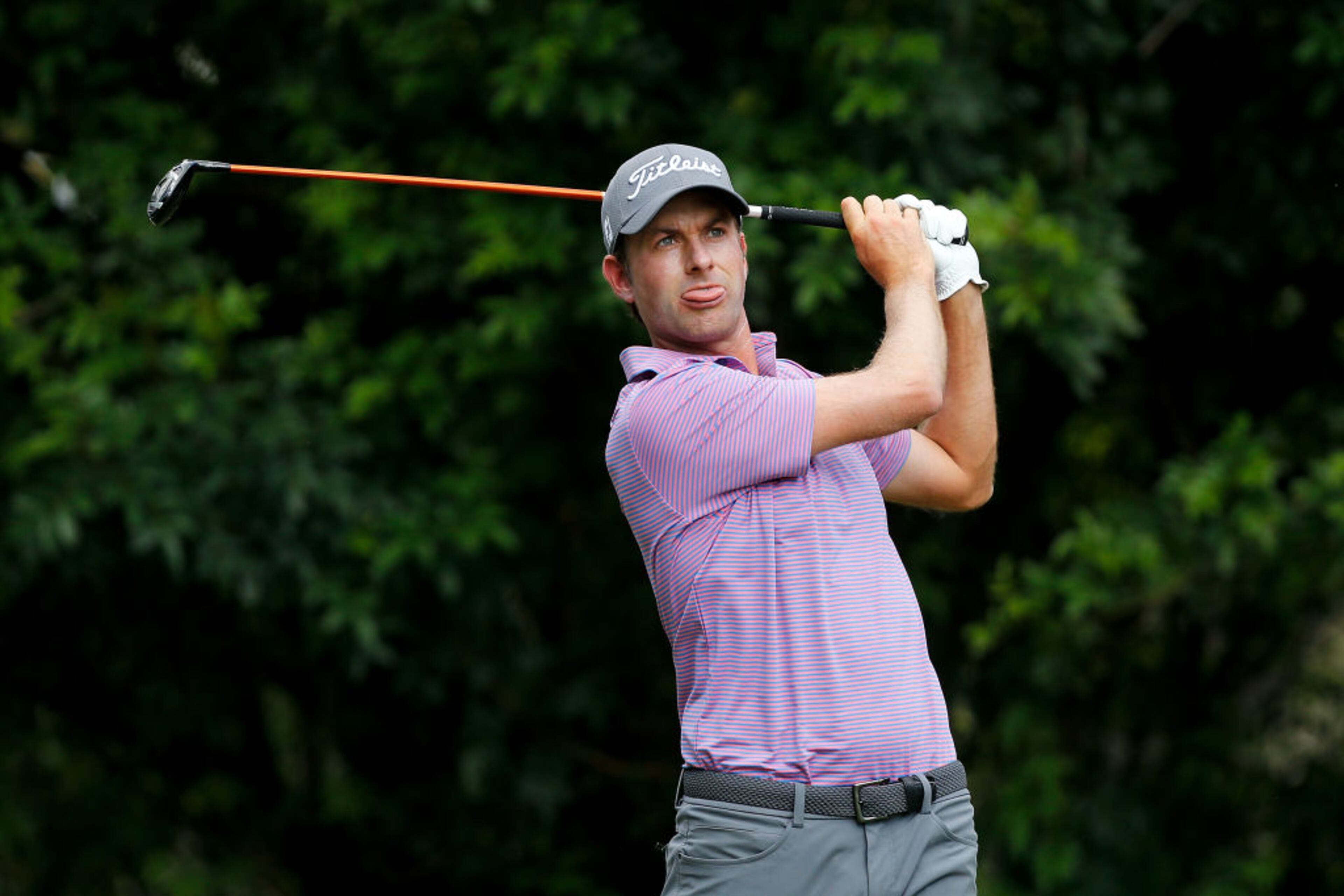 PALM HARBOR, FL - MARCH 11: Webb Simpson plays his shot from the third tee during the final round of the Valspar Championship at Innisbrook Resort Copperhead Course on March 11, 2018 in Palm Harbor, Florida. (Photo by Michael Reaves/Getty Images)