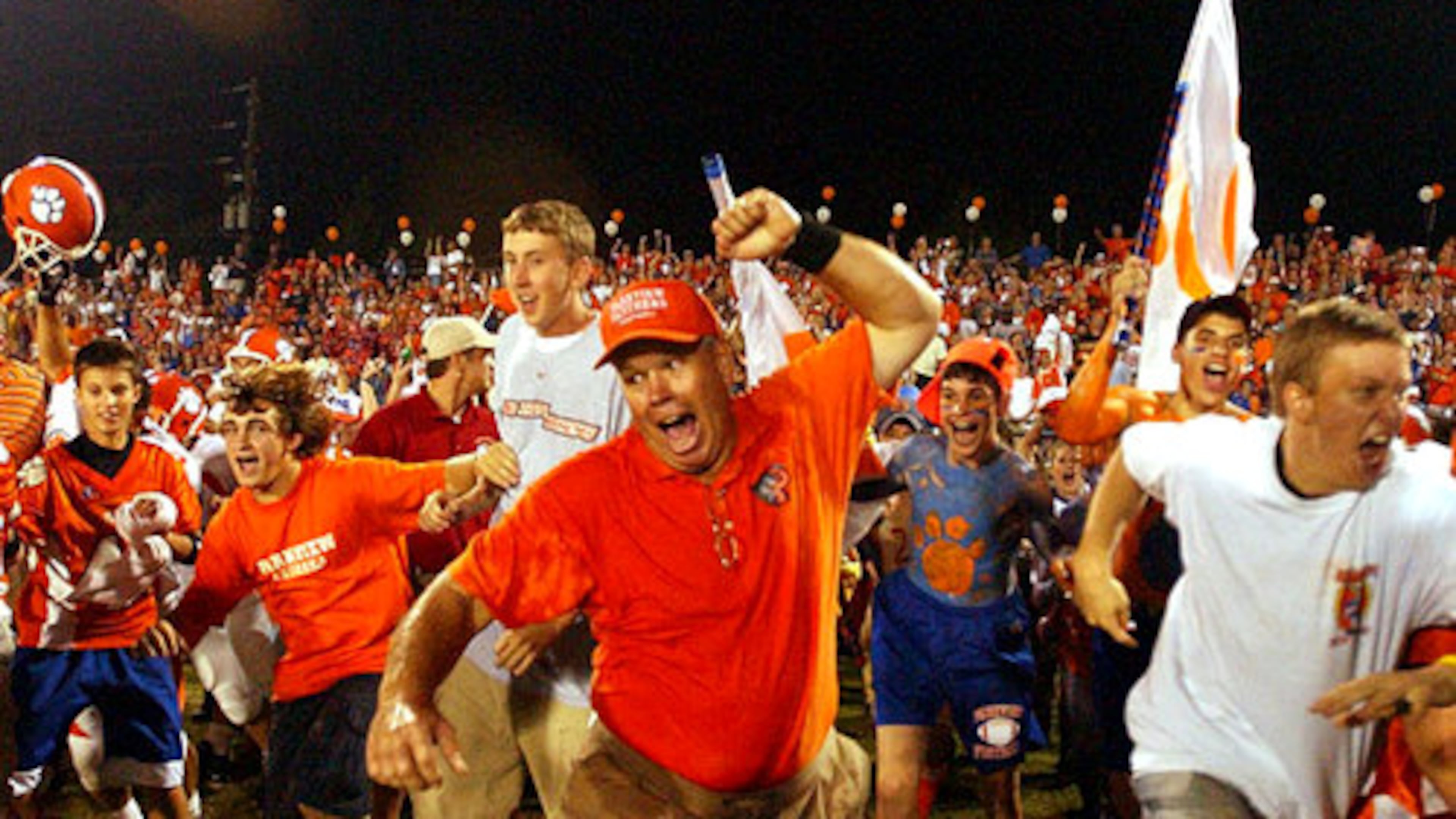 Parkview beat Brookwood 28-7 in the 2002 Class 5A championship, the night the Gwinnett County's legendary rivalry hit its peak. (Sunny Sung/AJC)
