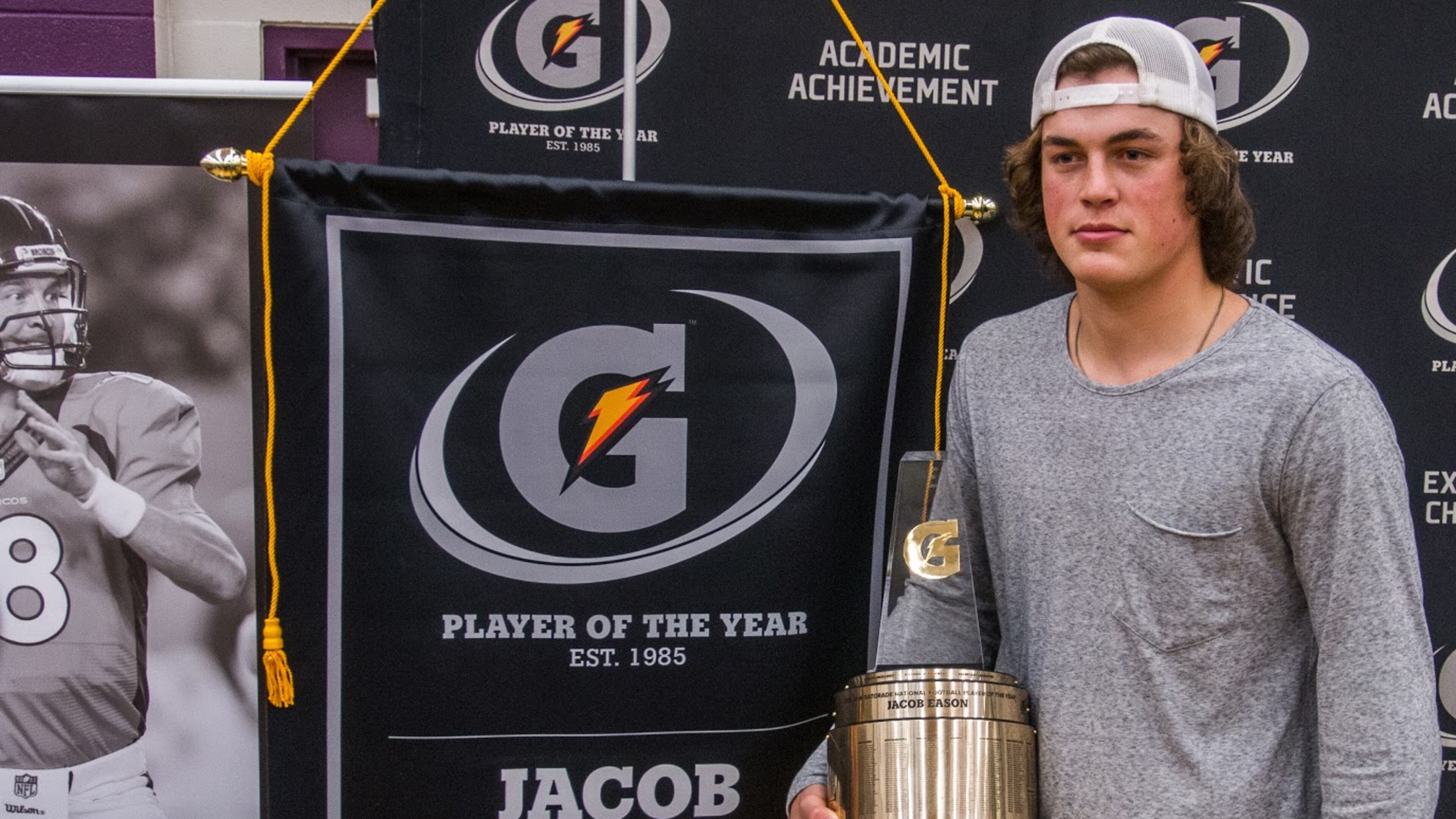 Georgia commitment Jacob Eason receives the Gatorade National Player of the Year Award on Dec. 15, 2015. (Nate Gettleman / Special to the AJC)