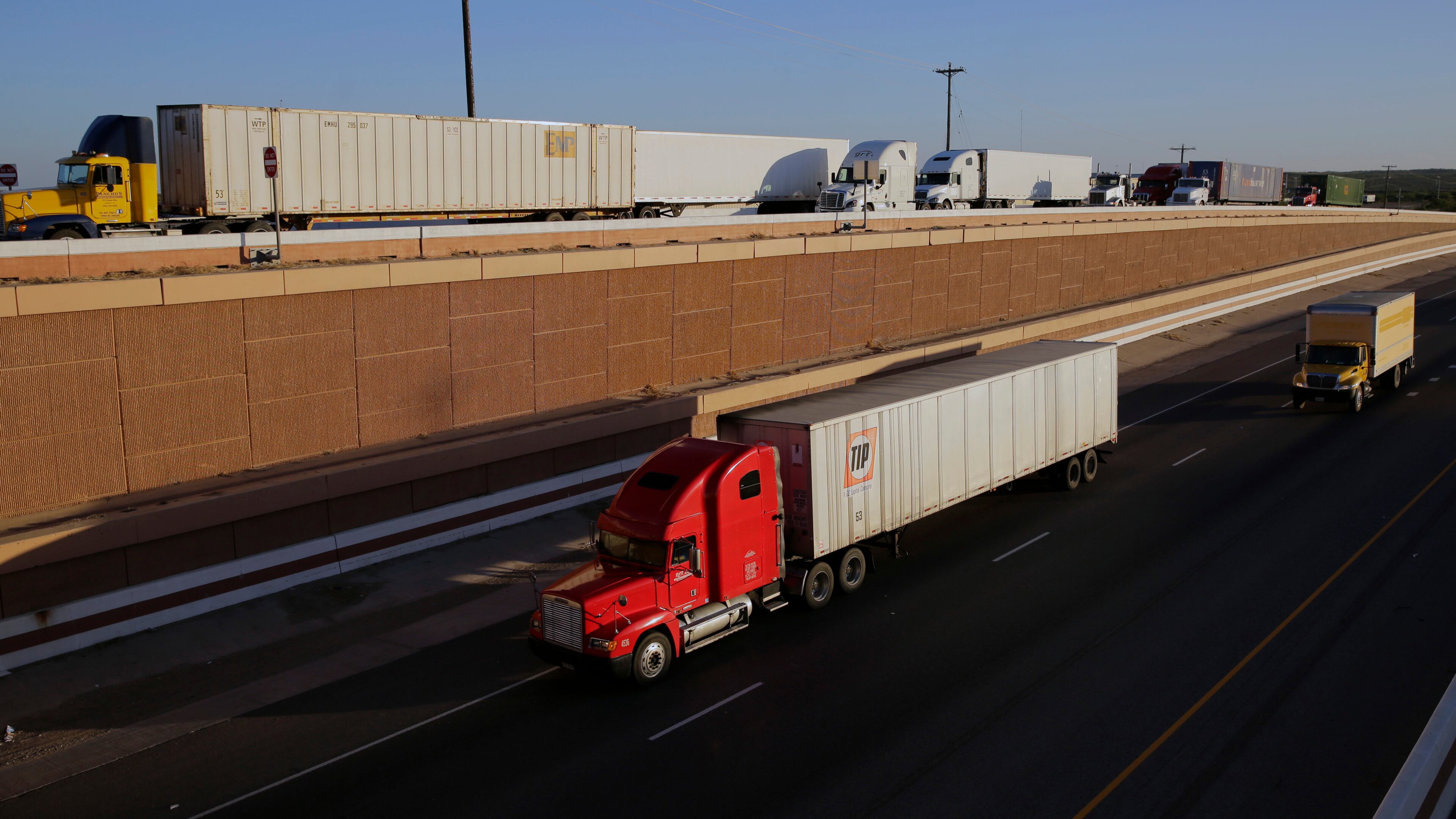 For the first time since 1974, Alpharetta has updated its ordinance for truck routes, letting drivers know which roads they can and can't operate on.