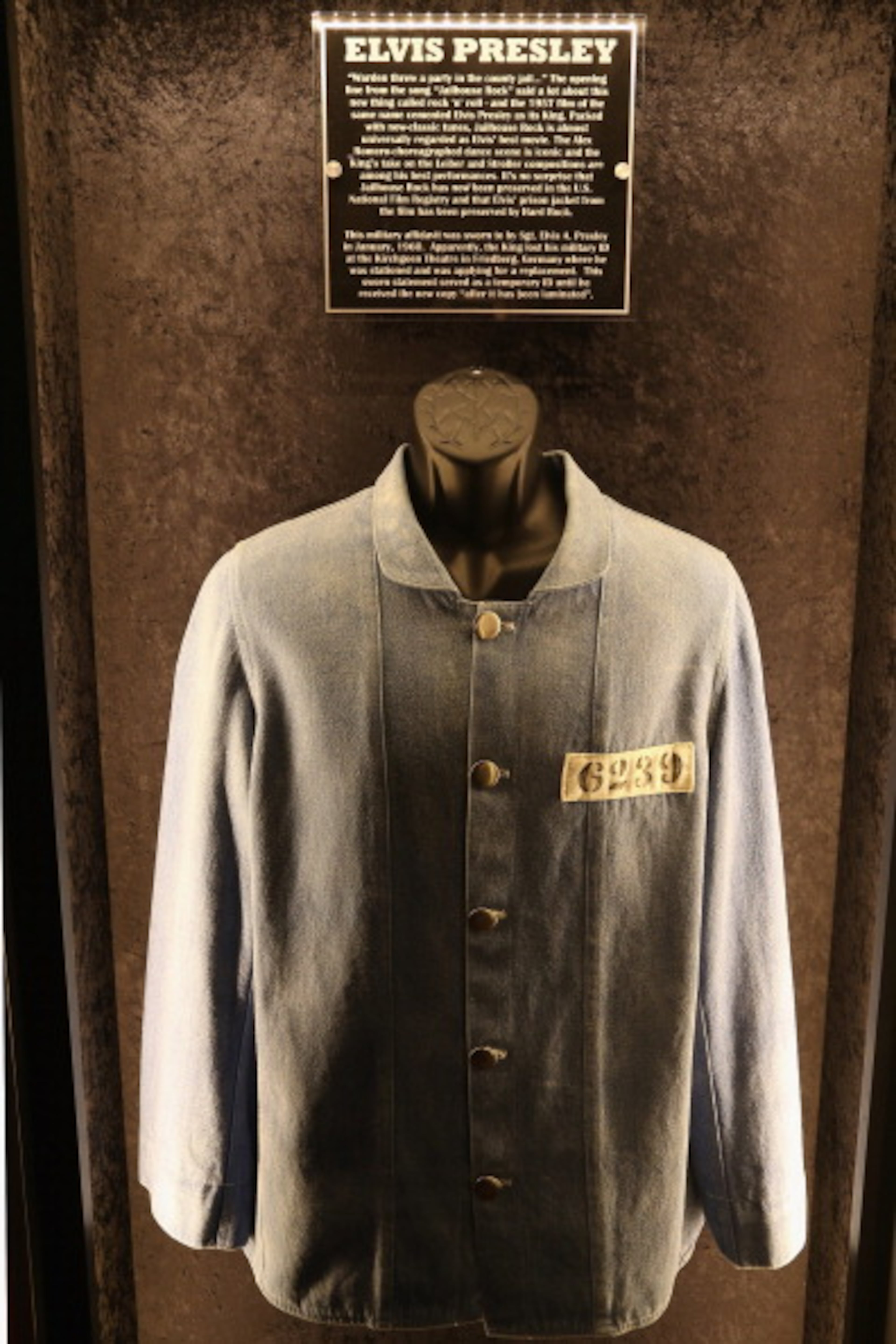 MUNICH, GERMANY - MARCH 14: Costume of Elvis Presley of the movie Jailhouse Rock at the exhibition Hard Rock Couture - Music Inspired Fashion at the Hard Rock Cafe on March 14, 2013 in Munich, Germany. (Photo by Dominik Bindl/Getty Images)