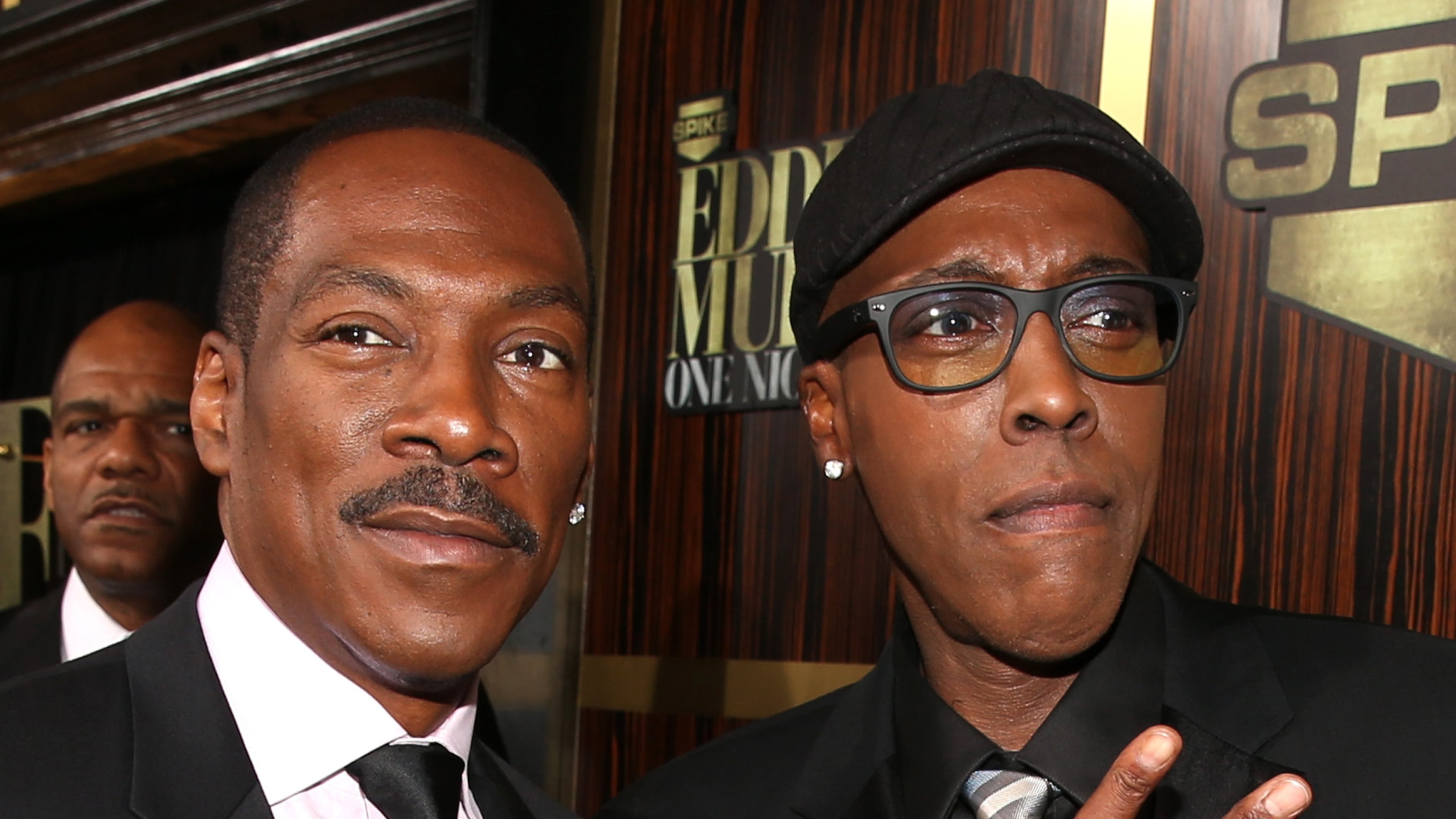 BEVERLY HILLS, CA - NOVEMBER 03: Actor/comedian Eddie Murphy (L) and actor/comedian Arsenio Hall (R) arrive at Spike TV's "Eddie Murphy: One Night Only" at the Saban Theatre on November 3, 2012 in Beverly Hills, California. (Photo by Christopher Polk/Getty Images)