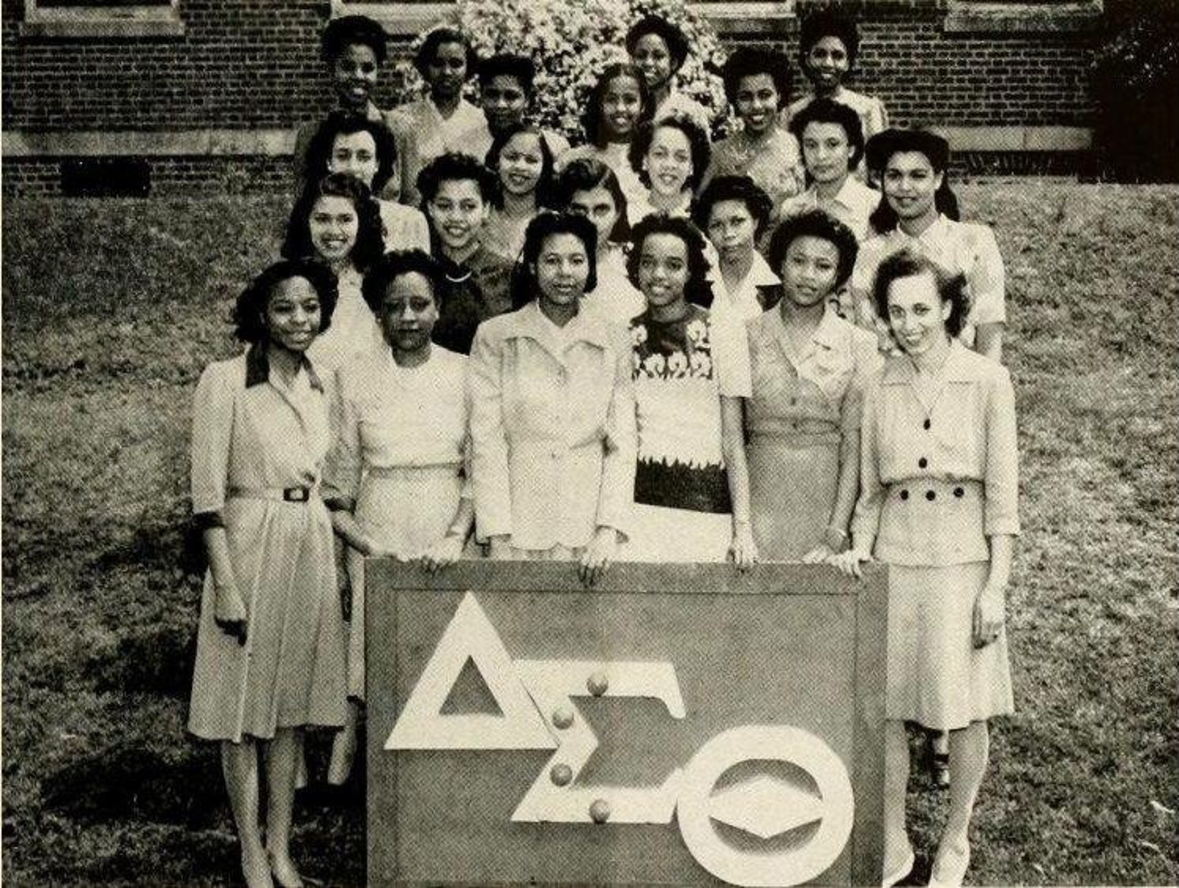 A 1940s-era shot of the Alpha Lambda Chapter of Delta at North Carolina Central University.