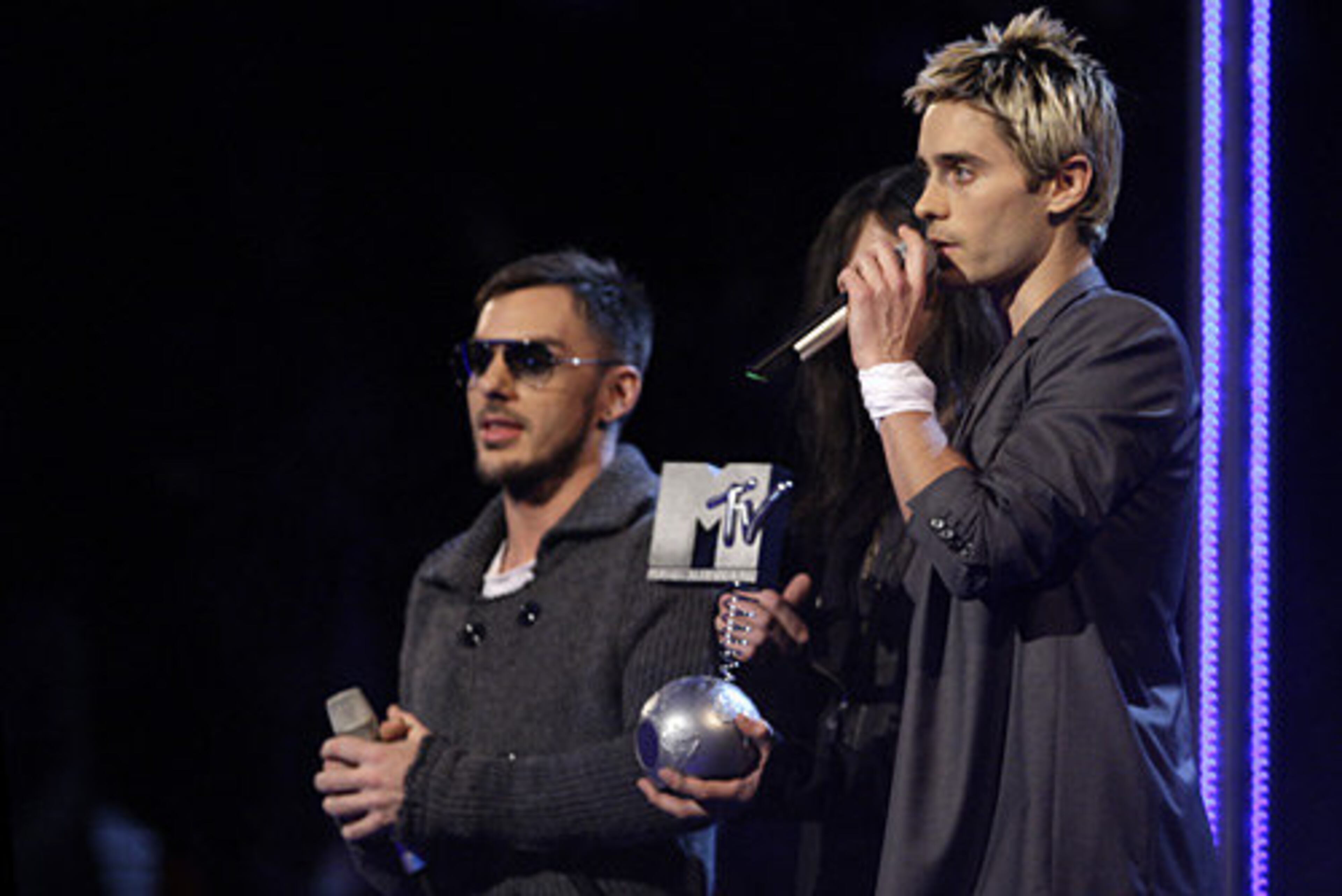 Jared Leto (left) and Tomo Milicevic of 30 Seconds to Mars give a speech after winning the Best Rock award.