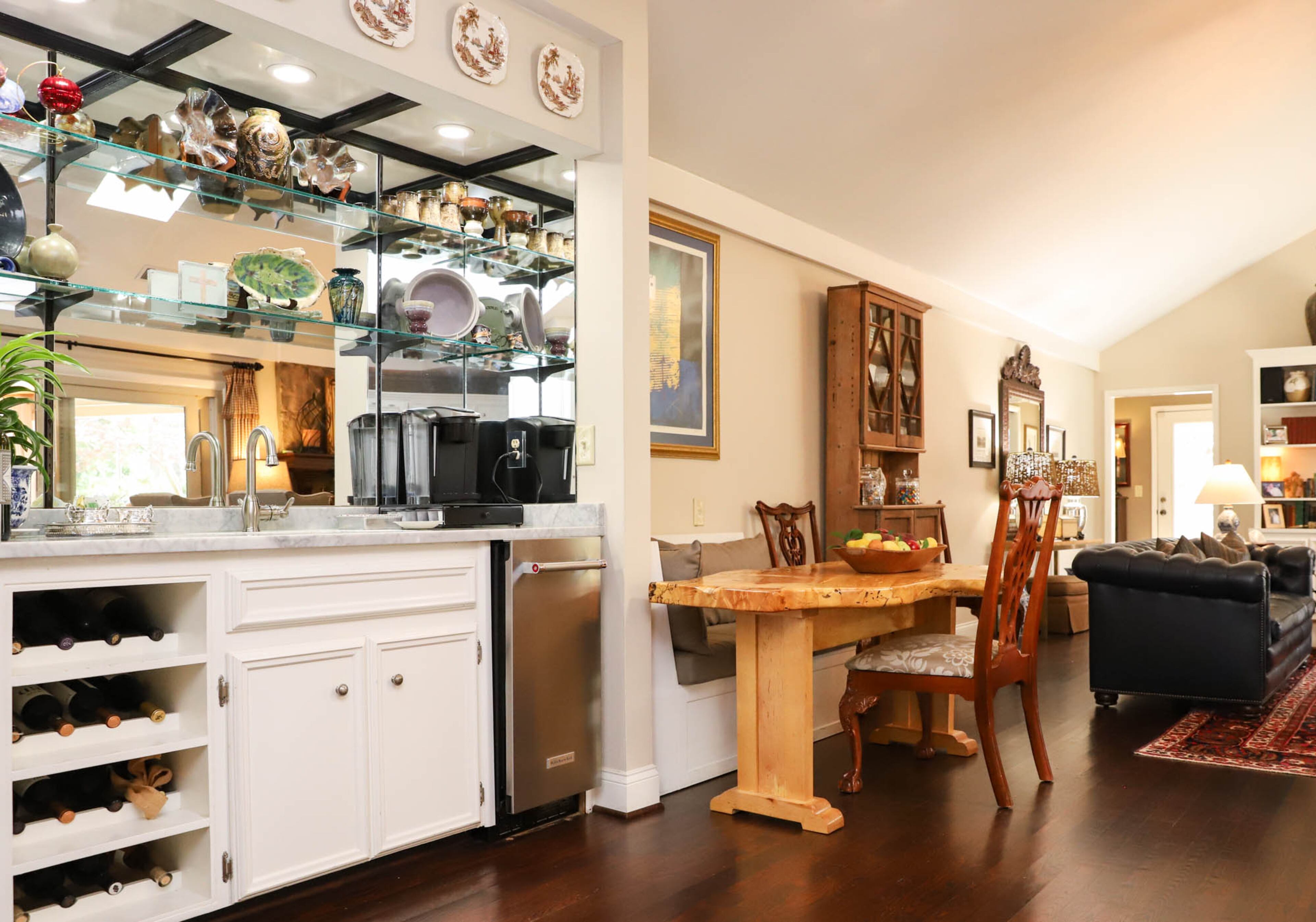 John and Jane Hall remodeled their kitchen in 2014, and in the process of renovating they overhauled the wet bar, installing a small kitchen sink and an icemaker. Text by Shannon Dominy/Photo by Reynolds Rogers