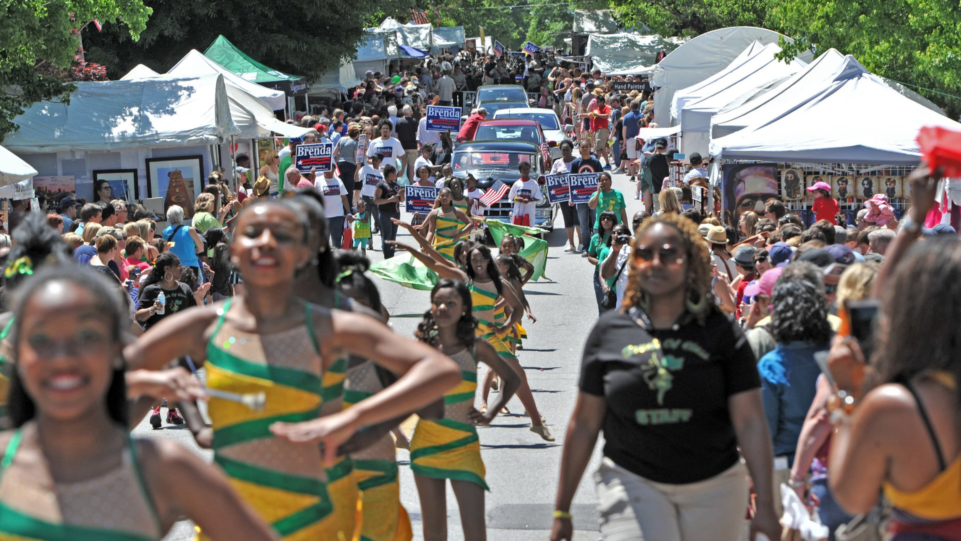 The Inman Park Festival features music, kids’ activities, a Tour of Homes, and an artist market, among other things, but the parade (like this one from 2014) is a favorite. This year, the parade will be at 2 p.m. April 25. HYOSUB SHIN / HSHIN@AJC.COM