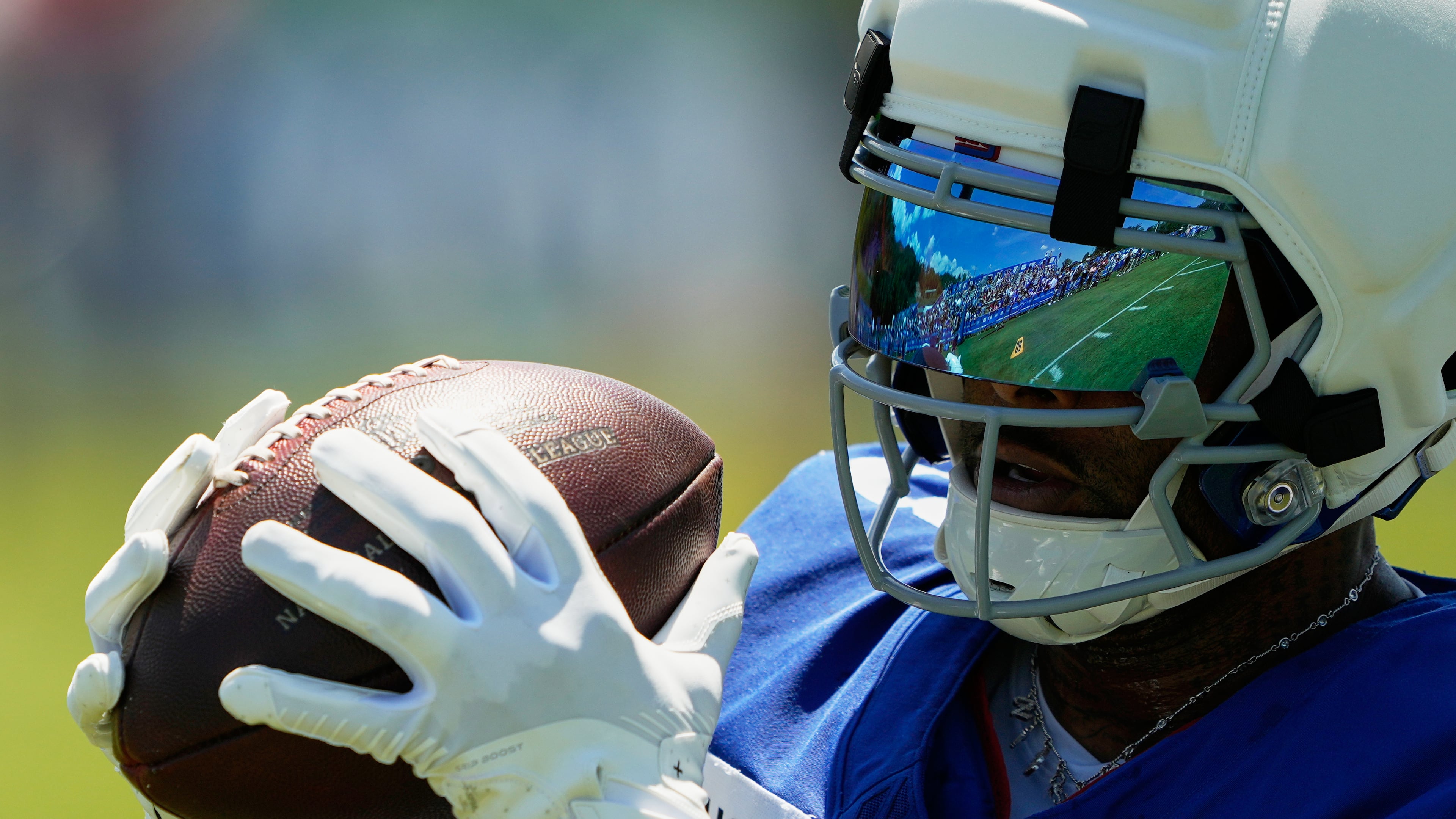 New York Giants' Odell Beckham Jr. catches a pass during an NFL football training camp, Friday, July 31, 2026, in White Sulphur Springs, W.Va. (AP Photo/Chris Carlson)