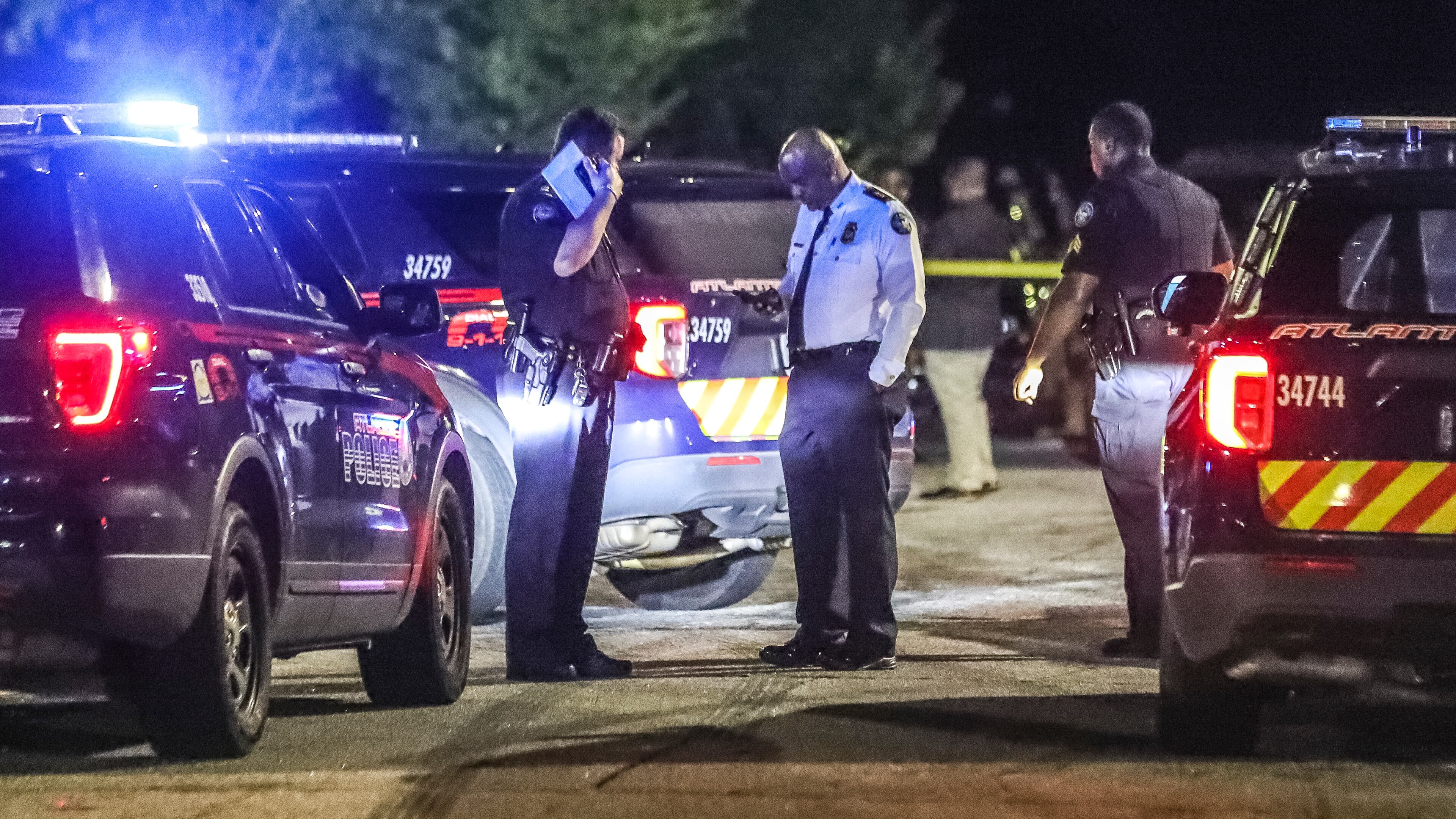 Five people were shot early Monday, July 18, 2022 when gunfire erupted at a large gathering at a condemned apartment complex in southeast Atlanta, police said. The shootings took Atlanta police officers to the Forest Cove Apartments in the Thomasville Heights neighborhood shortly before 2 a.m. According to deputy police Chief Charles Hampton Jr., the victims range in age from 13 to 42.(John Spink / John.Spink@ajc.com)