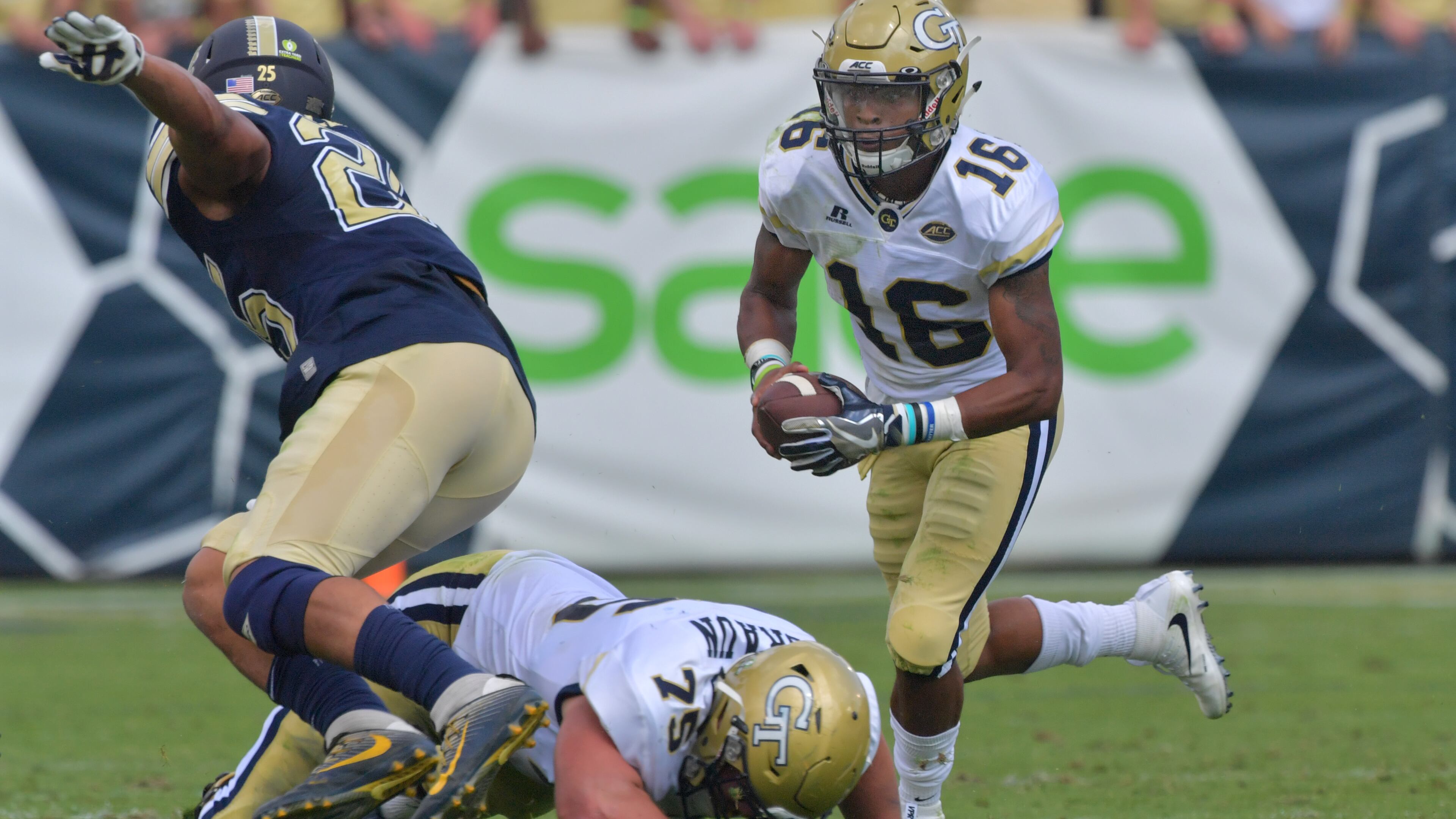 September 23, 2017 Atlanta - Georgia Tech quarterback TaQuon Marshall (16) runs for a first down in the first half of an NCAA college football game at Bobby Dodd Stadium on Saturday, September 23, 2017. Georgia Tech won 35 - 17 over the Pittsburgh. HYOSUB SHIN / HSHIN@AJC.COM