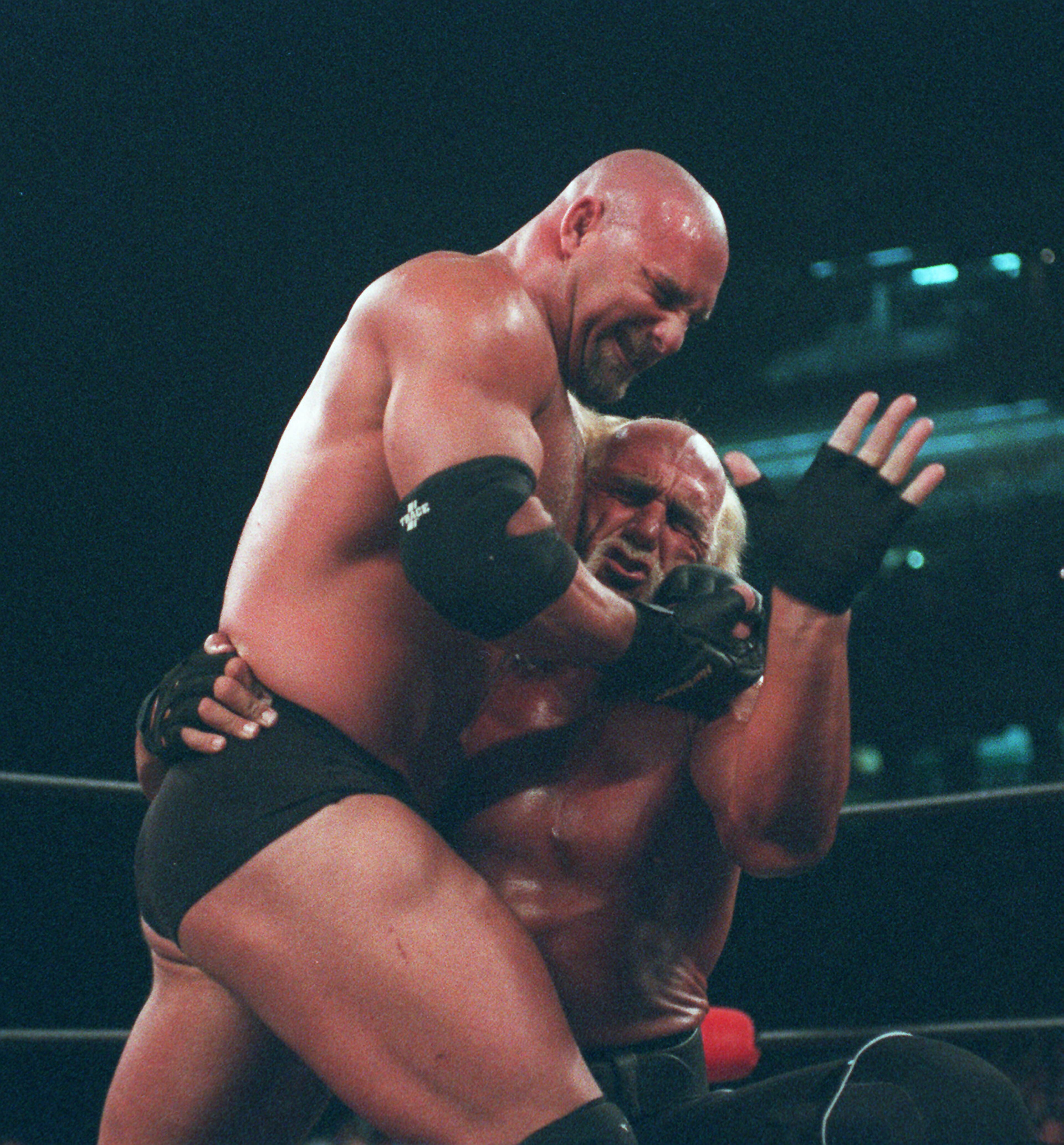 Goldberg, a former football player for Georgia and the Falcons, showed the Hulkster who's boss.