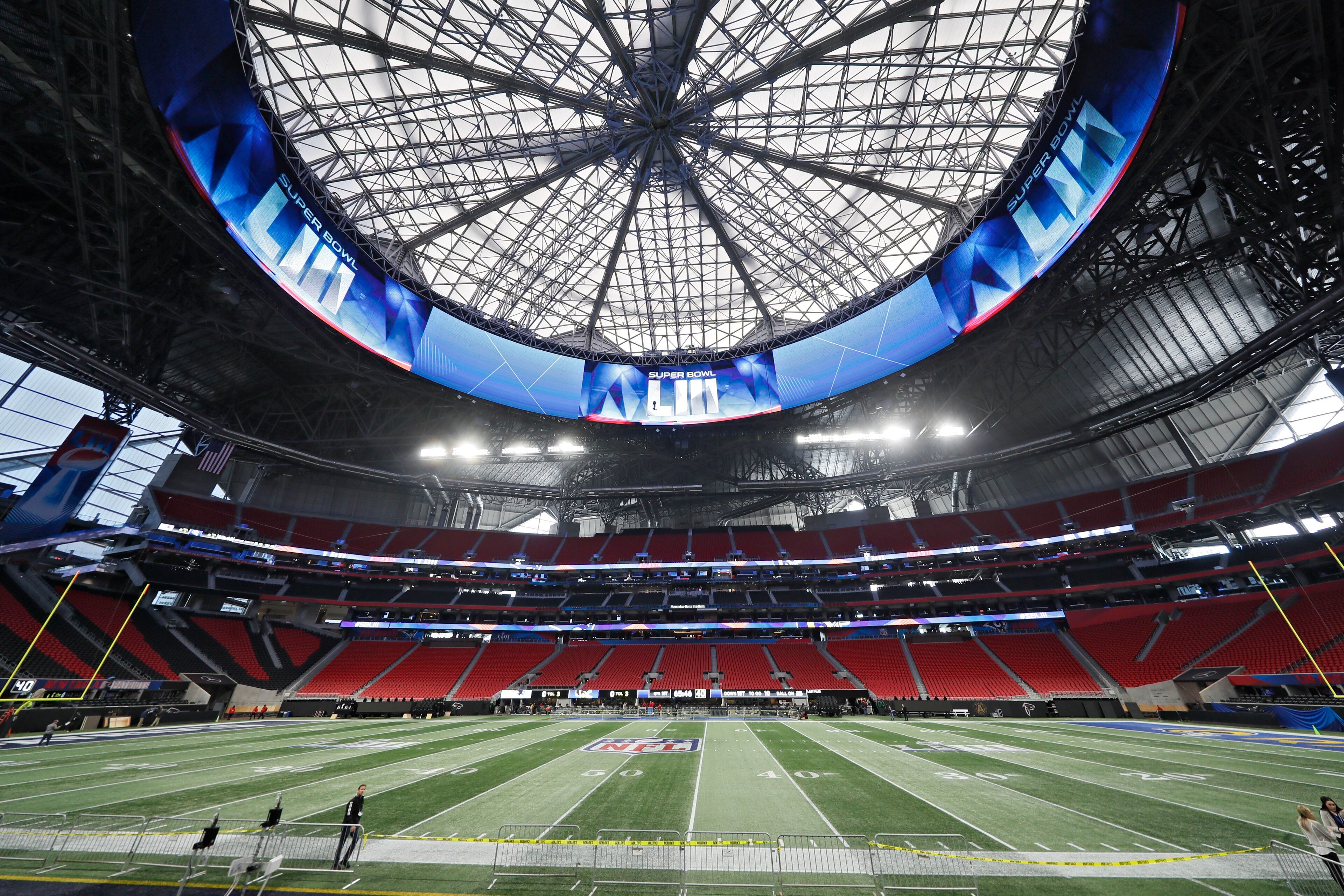 1/29/19 - Atlanta - Weather conditions will determine if the roof can be open for the Super Bowl LIII at Mercedes-Benz Stadium, which was open today for media. Bob Andres / bandres@ajc.com