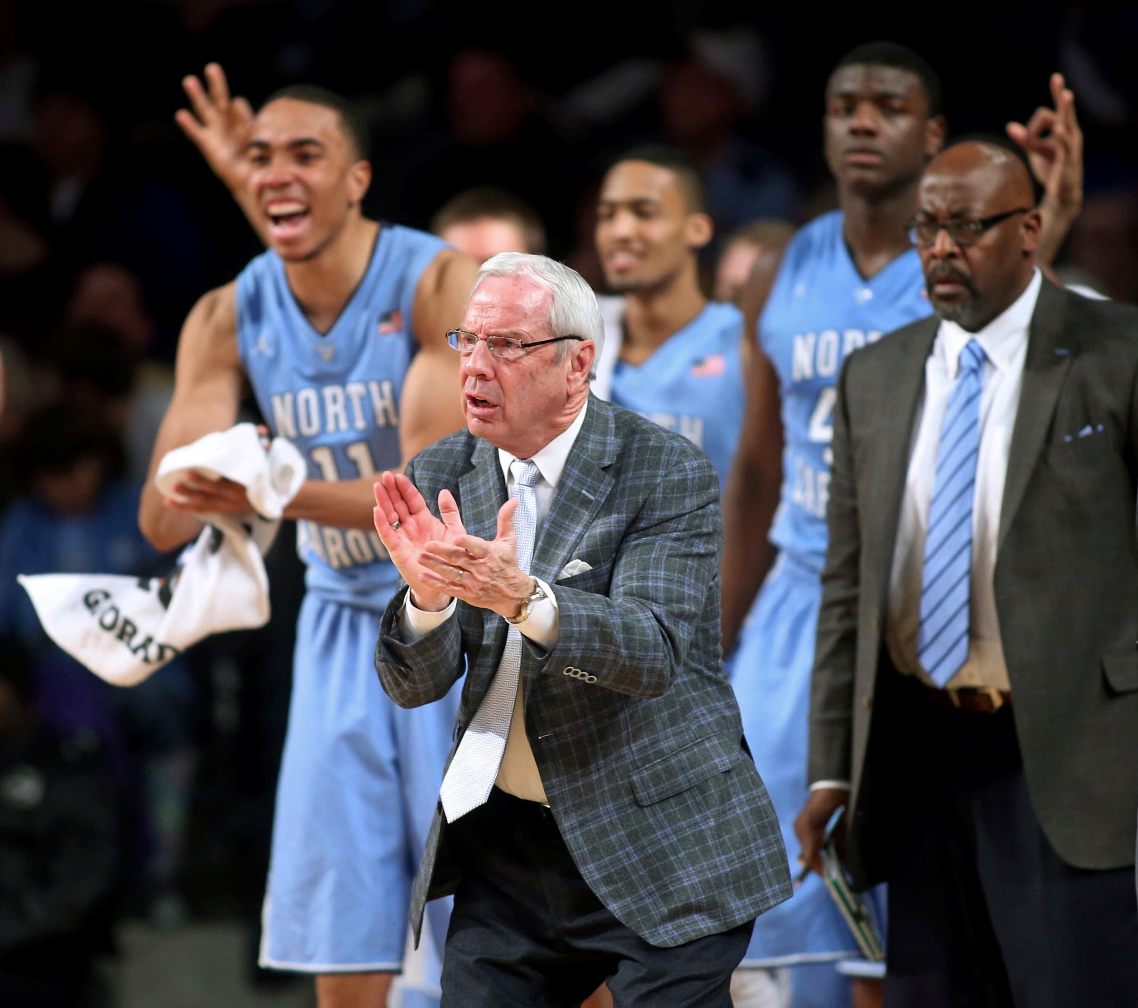 With the metro Atlanta ice storm as a backdrop for the game, the UNC Tar Heels held off the Yellow Jackets by a 78-65 count.