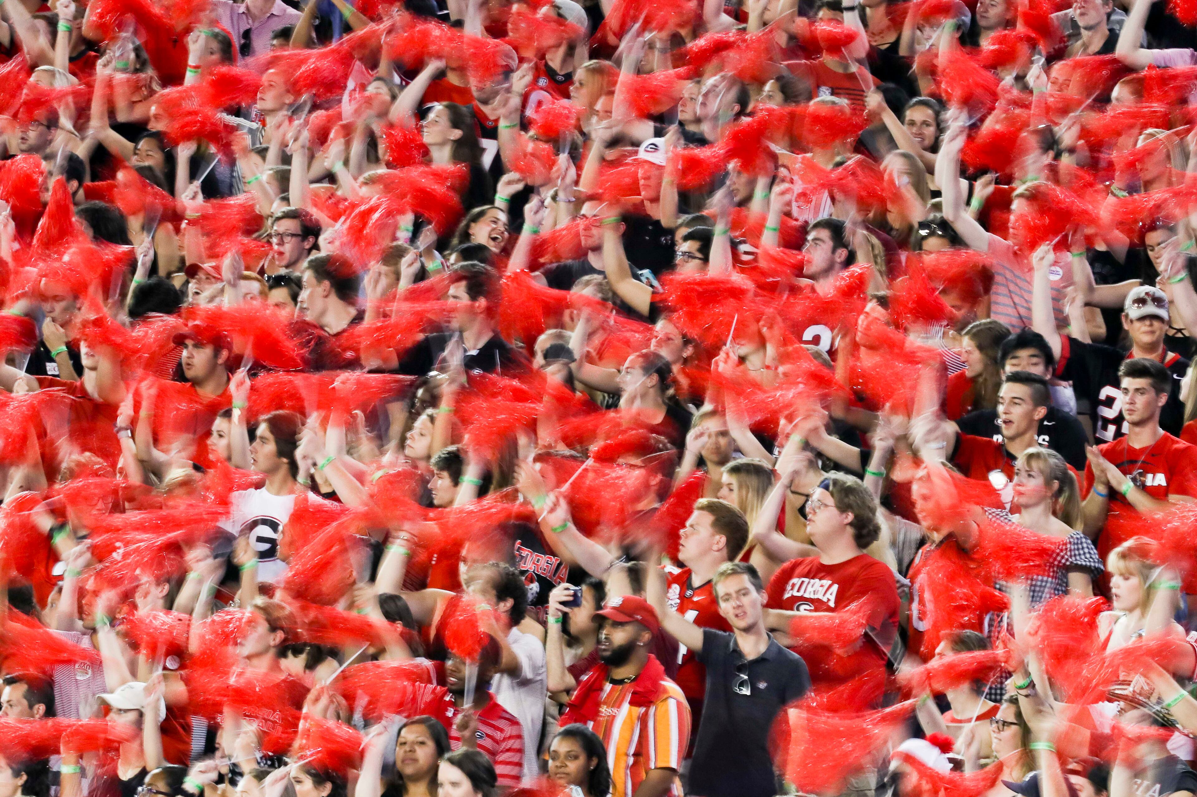 10/06/2018 -- Athens, Georgia -- Fans cheer during the first quarter of an Georgia and Vanderbilt NCAA college football game at Sanford Stadium in Athens, Saturday, October 6, 2018. (ALYSSA POINTER/ALYSSA.POINTER@AJC.COM)