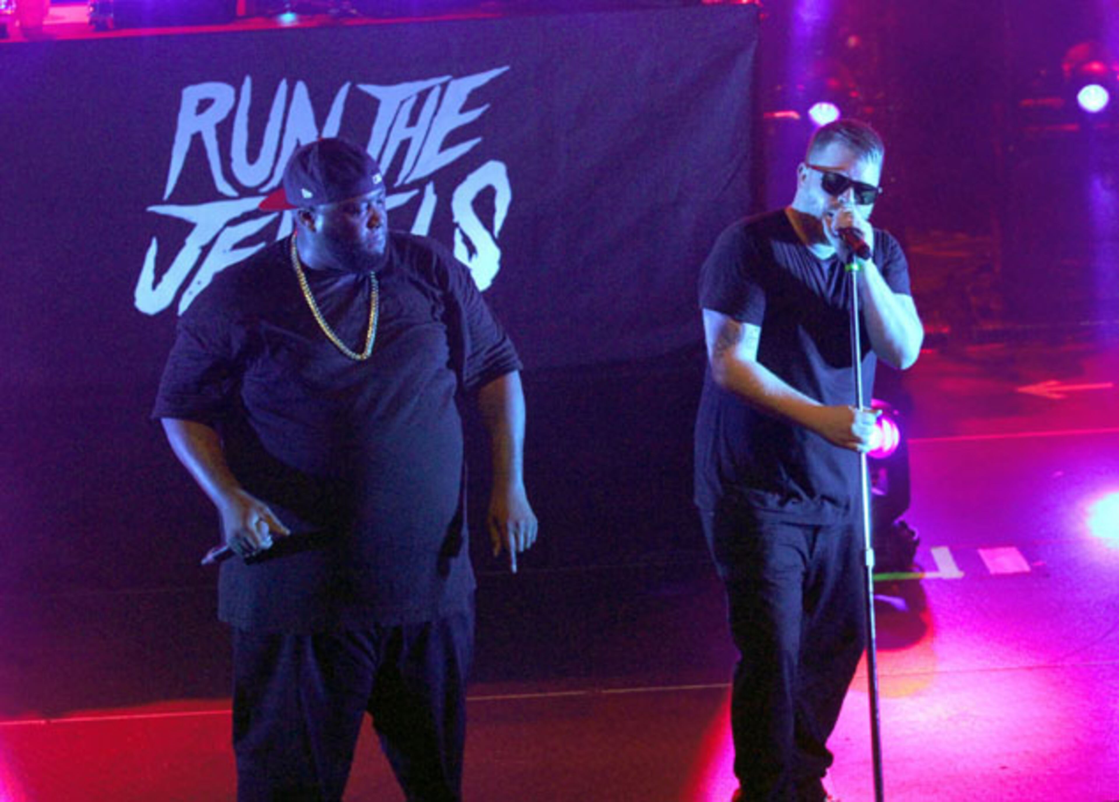 #16 of #25. PLEASE KEEP IN SEQUENTIAL ORDER FOR THE CONTINUITY OF THE GALLERY. Run the Jewels, also known by the acronym RTJ, is an American hip hop supergroup formed in 2013 by rapper/producer El-P and rapper Killer Mike. They played to a sold out Tabernacle crowd on Saturday, January 21, 2017, with openers The Gaslamp Killer, Gangsta Boo, CUZ and Nick Hook.Robb Cohen Photography & Video /RobbsPhotos.com