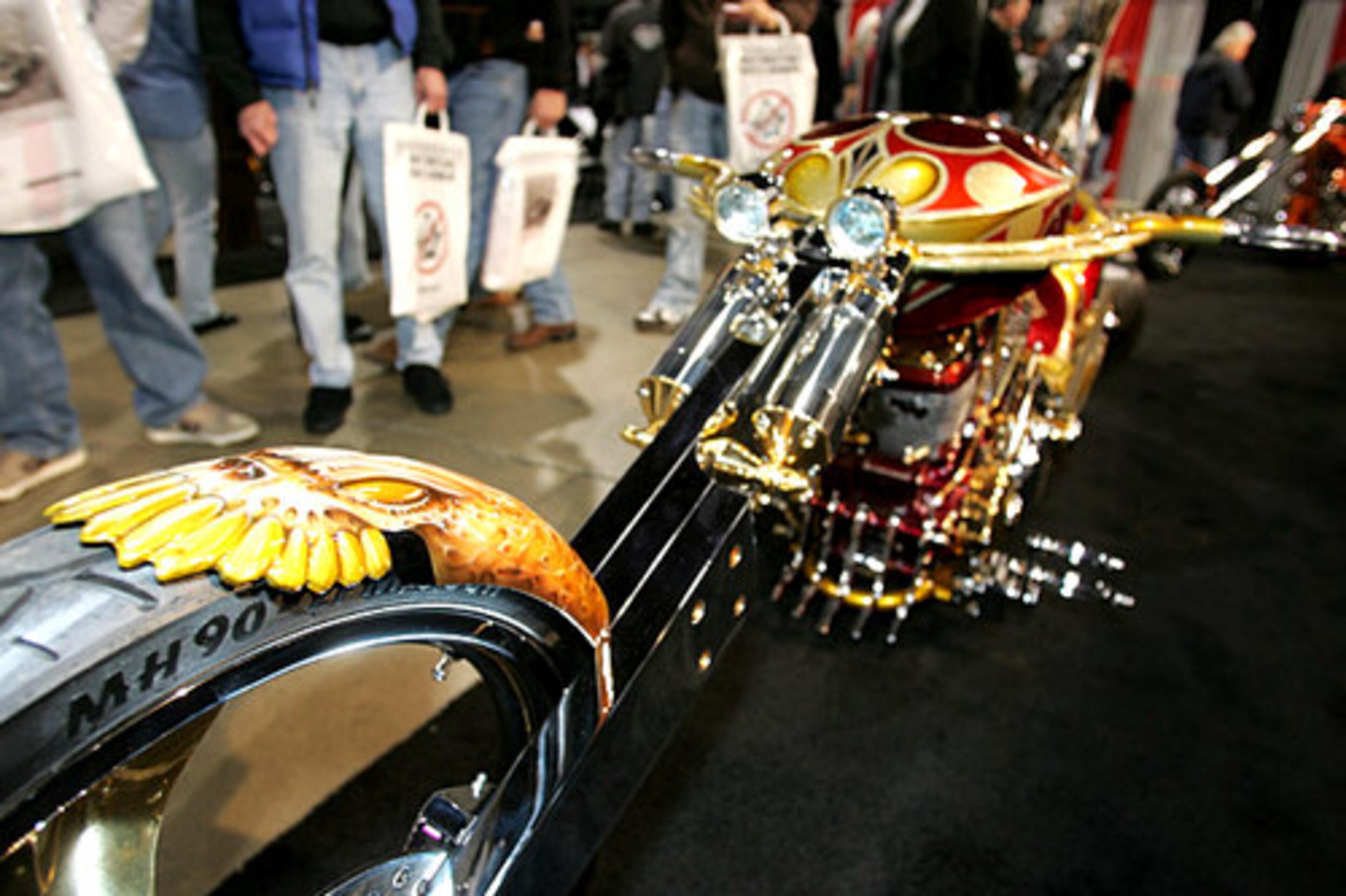 A skull wraps around the wheel on the Nehmesis.