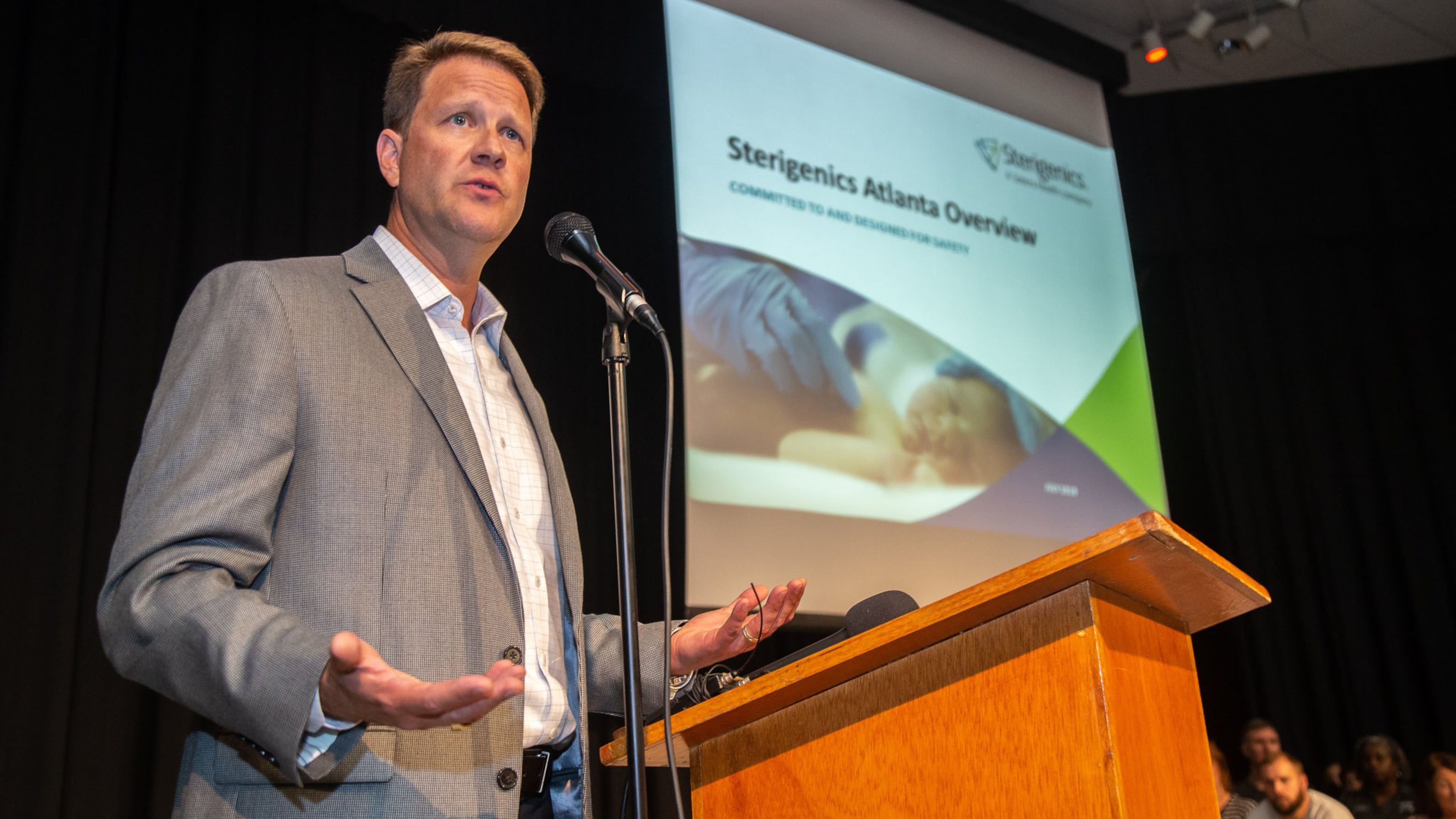 Sterigenics President Philip Macnabb talks to a packed house during a community meeting about ethylene oxide emissions in Smyrna on July 30, 2019. STEVE SCHAEFER / SPECIAL TO THE AJC