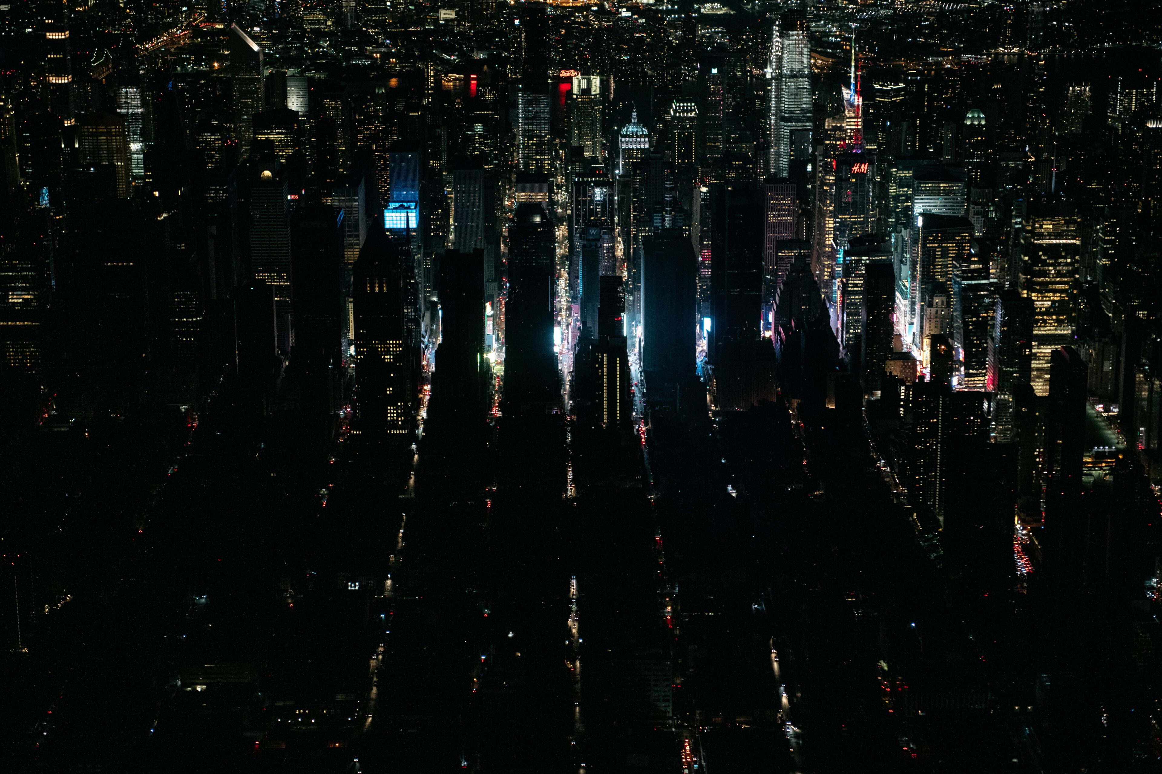 NEW YORK, NY - JULY 13: A large section of Manhattan's Upper West Side and Midtown neighborhoods are seen in darkness from above during a major power outage on July 13, 2019 in New York City. Thousands of New Yorkers are without power as a major outage left portions of Manhattan, including Times Square and the Upper West Side in the dark and disrupting subway service across the city. (Photo by Scott Heins/Getty Images)