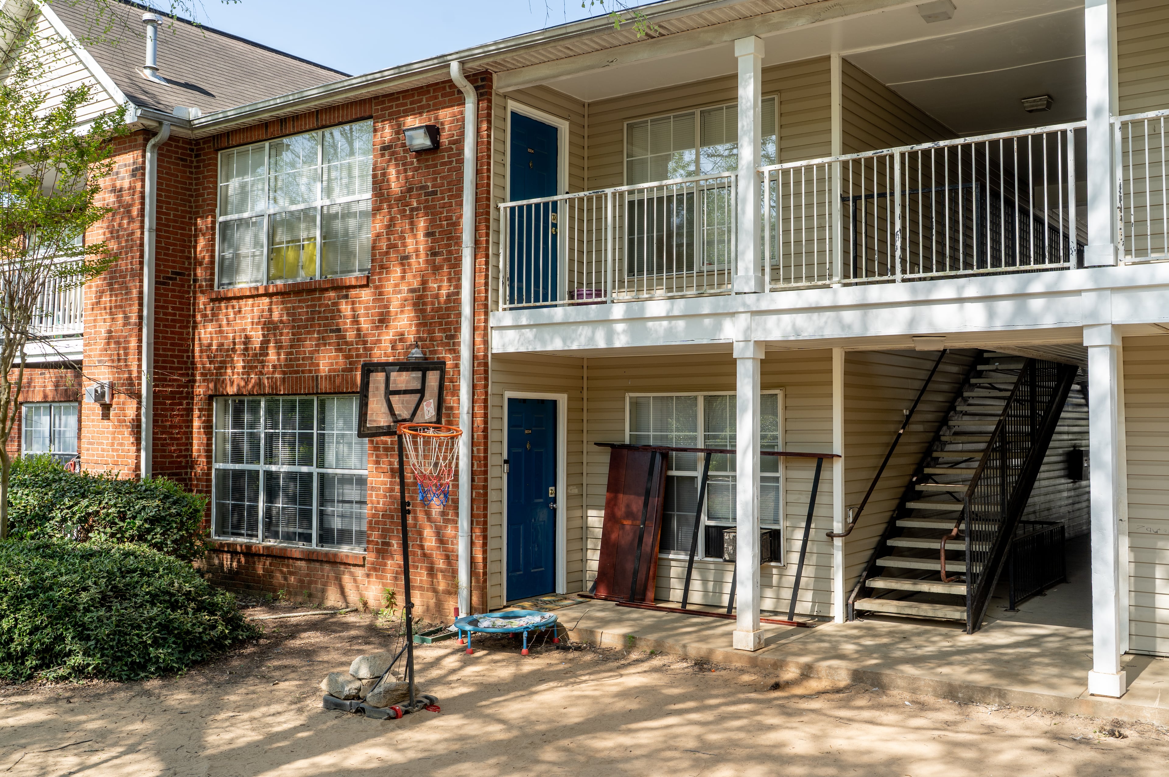 Child shot in drive-by at Ashley Cascade apartments