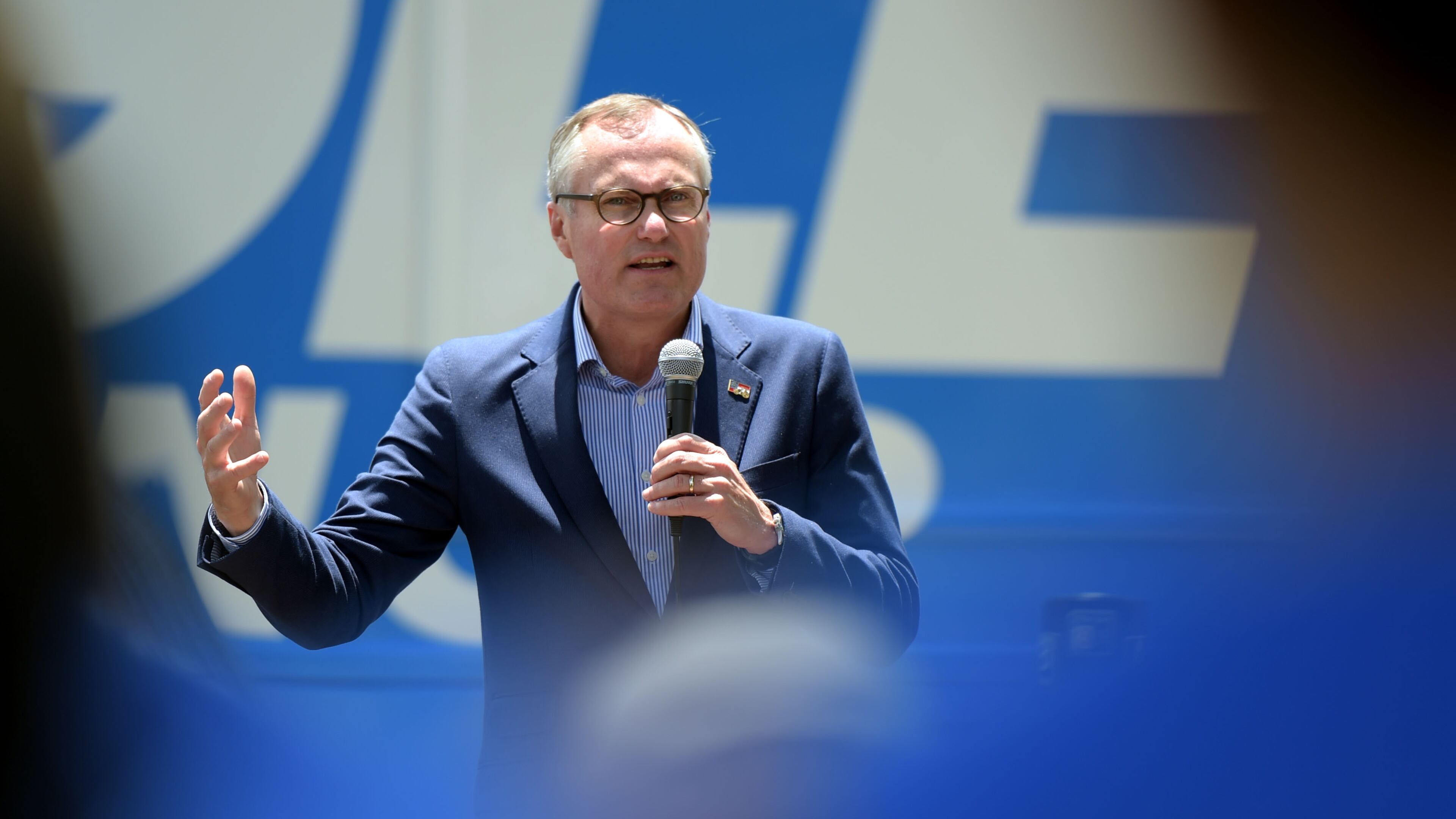 7/19/18 - McDonough - Lt. Gov. Casey Cagle speaks to people in McDonough Square at one of his bus tour stops for his campaign for Georgia governor on Thursday, July 19, 2018. Jenna Eason / Jenna.Eason@coxinc.com