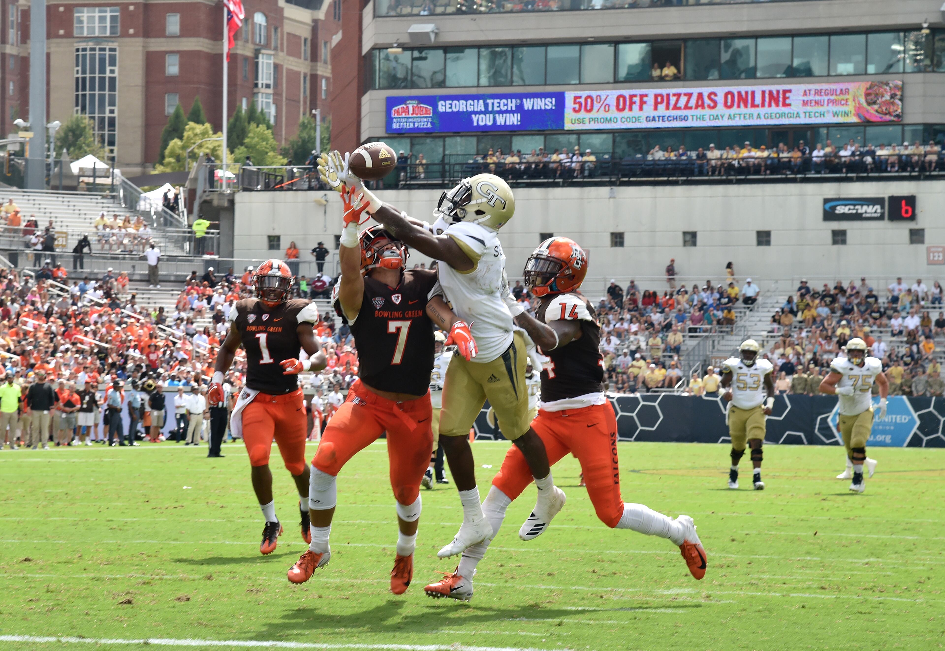 September 29, 2018 Atlanta - Georgia Tech running back Qua Searcy (1) is not able to catch a pass under pressure from Bowling Green running back Bryson Denley (7) in the second half at Bobby Dodd Stadium on Saturday, September 29, 2018. HYOSUB SHIN / HSHIN@AJC.COM