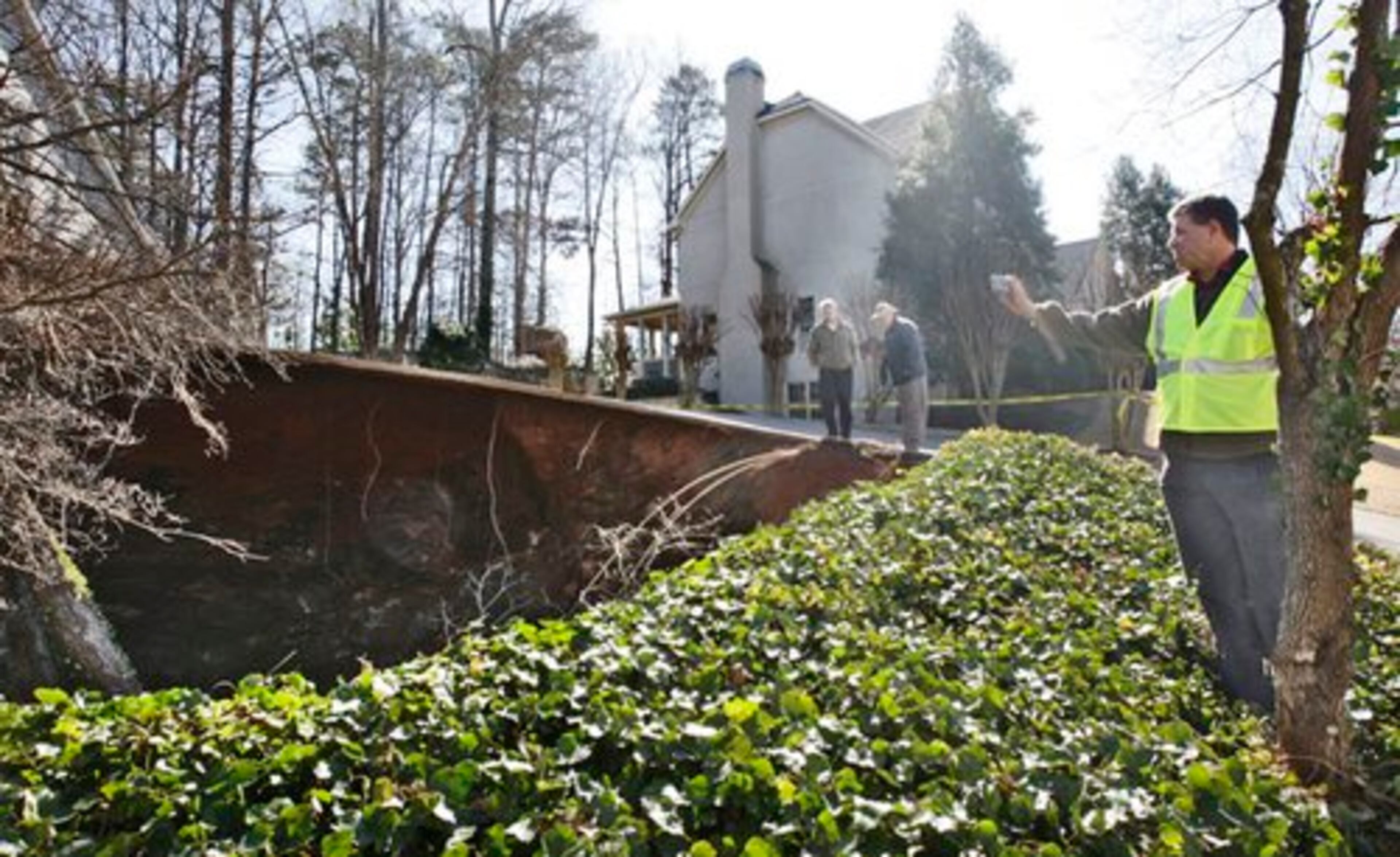 Louis Babler, a geo-technical consultant, was hired by the city of Marietta to examine the sinkhole. He took "sound readings to find the extent of the void." It is believed the massive expanse has stabilized.