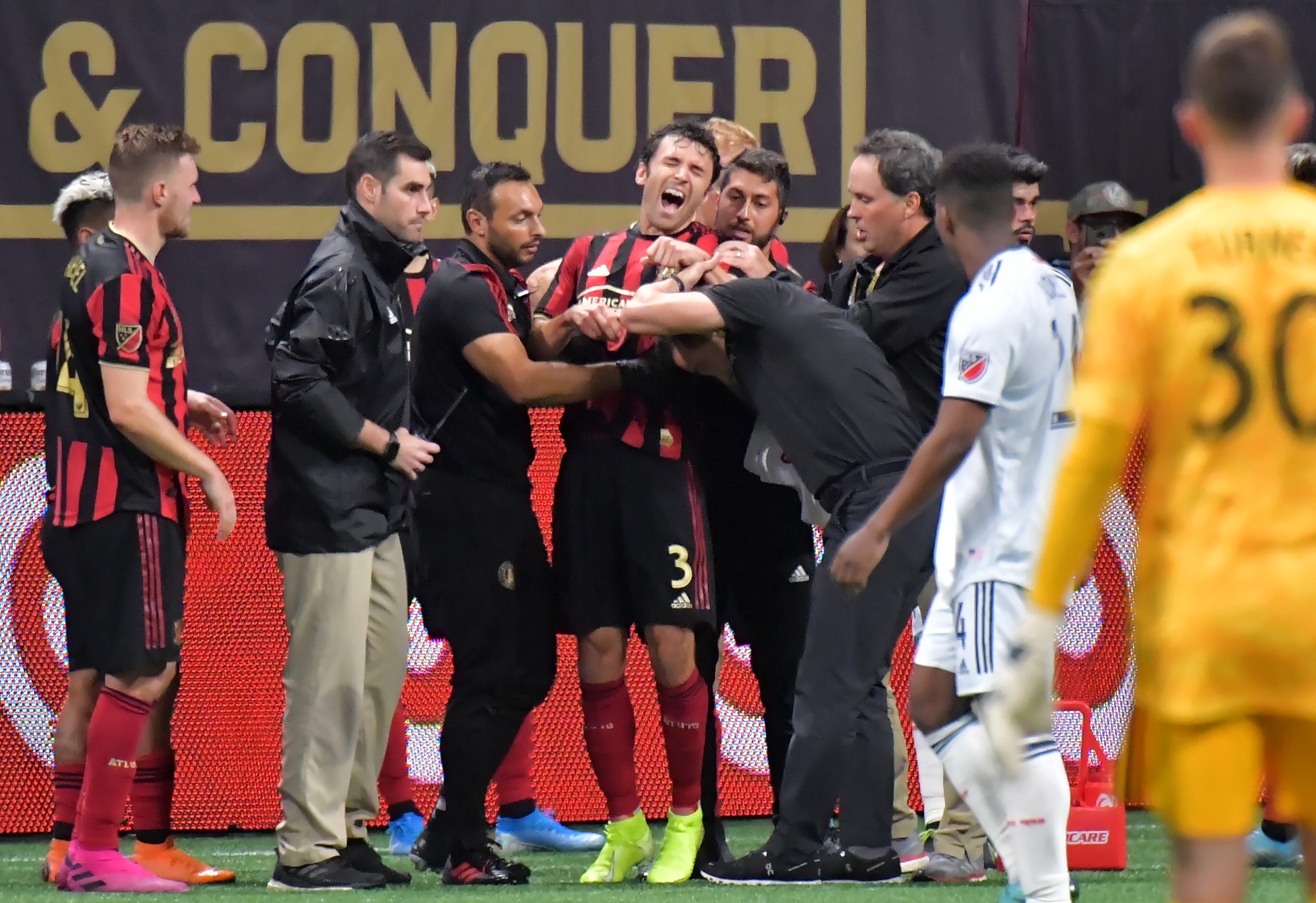 Atlanta United defender Michael Parkhurst (3) injures in the second half during the first round of the MLS playoffs at Mercedes-Benz Stadium on Saturday, October 19, 2019. Atlanta United won 1-0 over the New England Revolution. (Hyosub Shin / Hyosub.Shin@ajc.com)