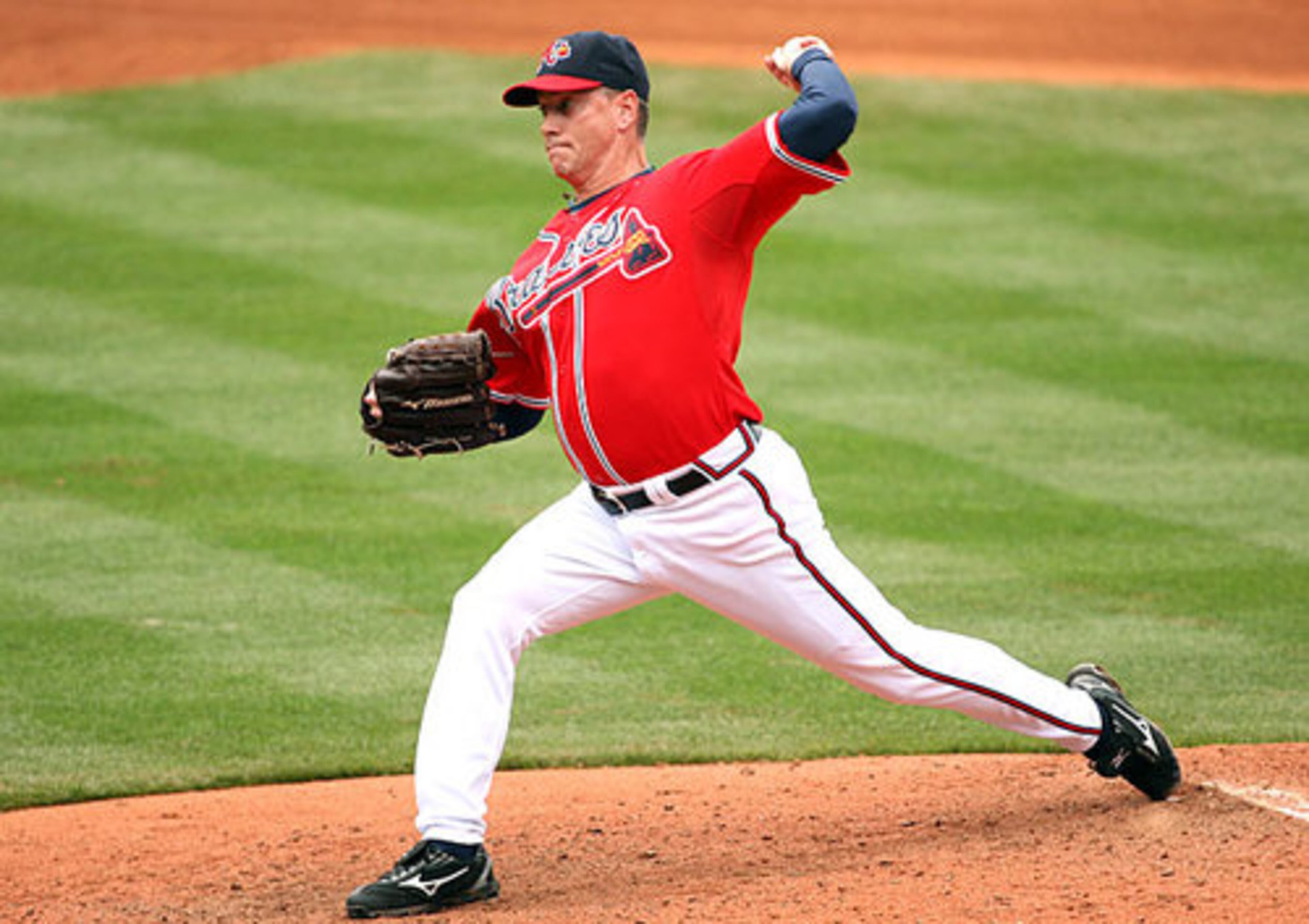 Tom Glavine's return to the Braves this season was bittersweet. The pitcher went 2-4 with a 5.54 ERA in 13 starts before surgery on his elbow and shoulder ended his season early.
