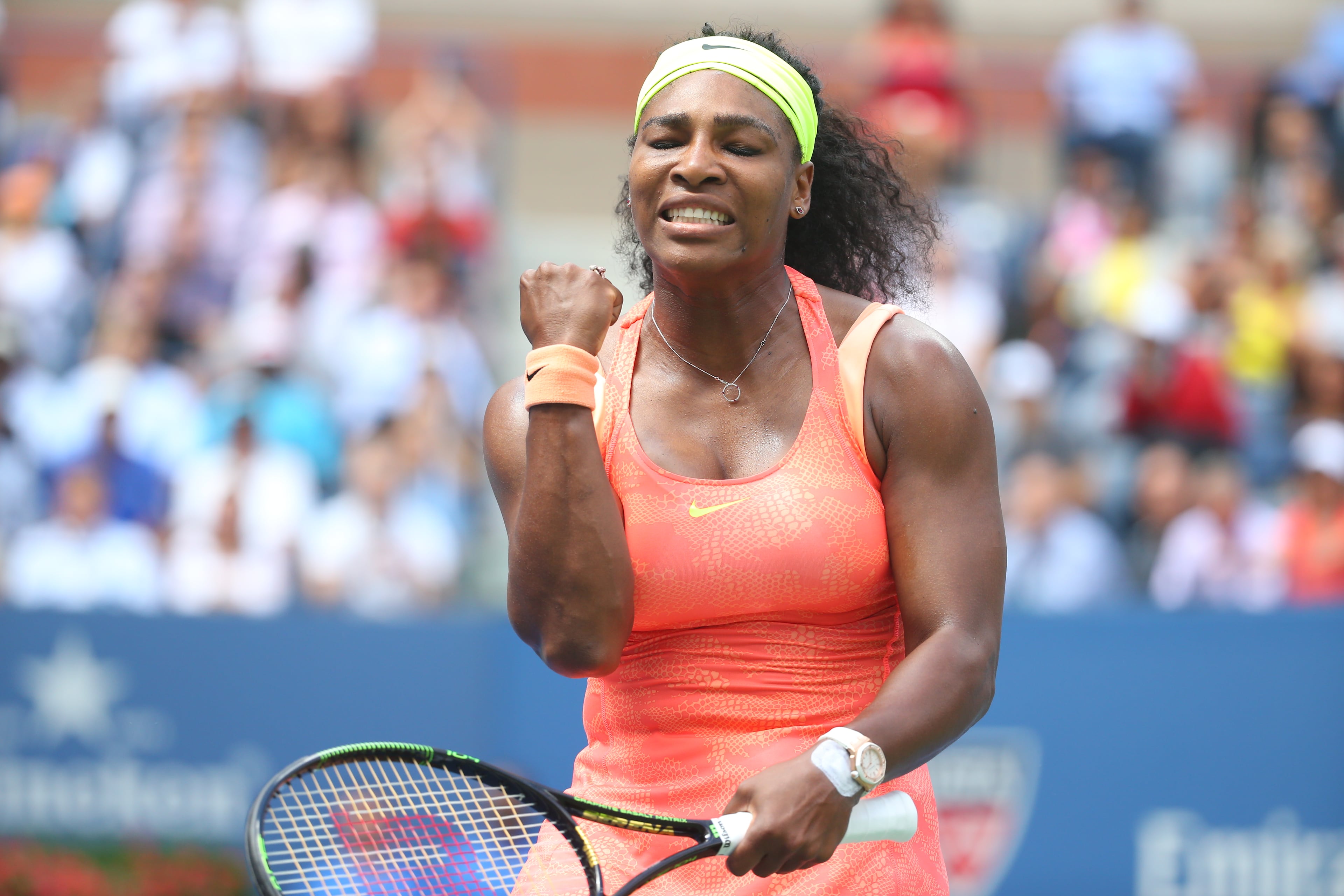 Serena Williams of the U.S. plays Roberta Vinci of Italy in the semifinals of the U.S. Open Tennis Tournament at Arthur Ashe Stadium in New York, Sept. 11, 2015. (Chang W. Lee/The New York Times)