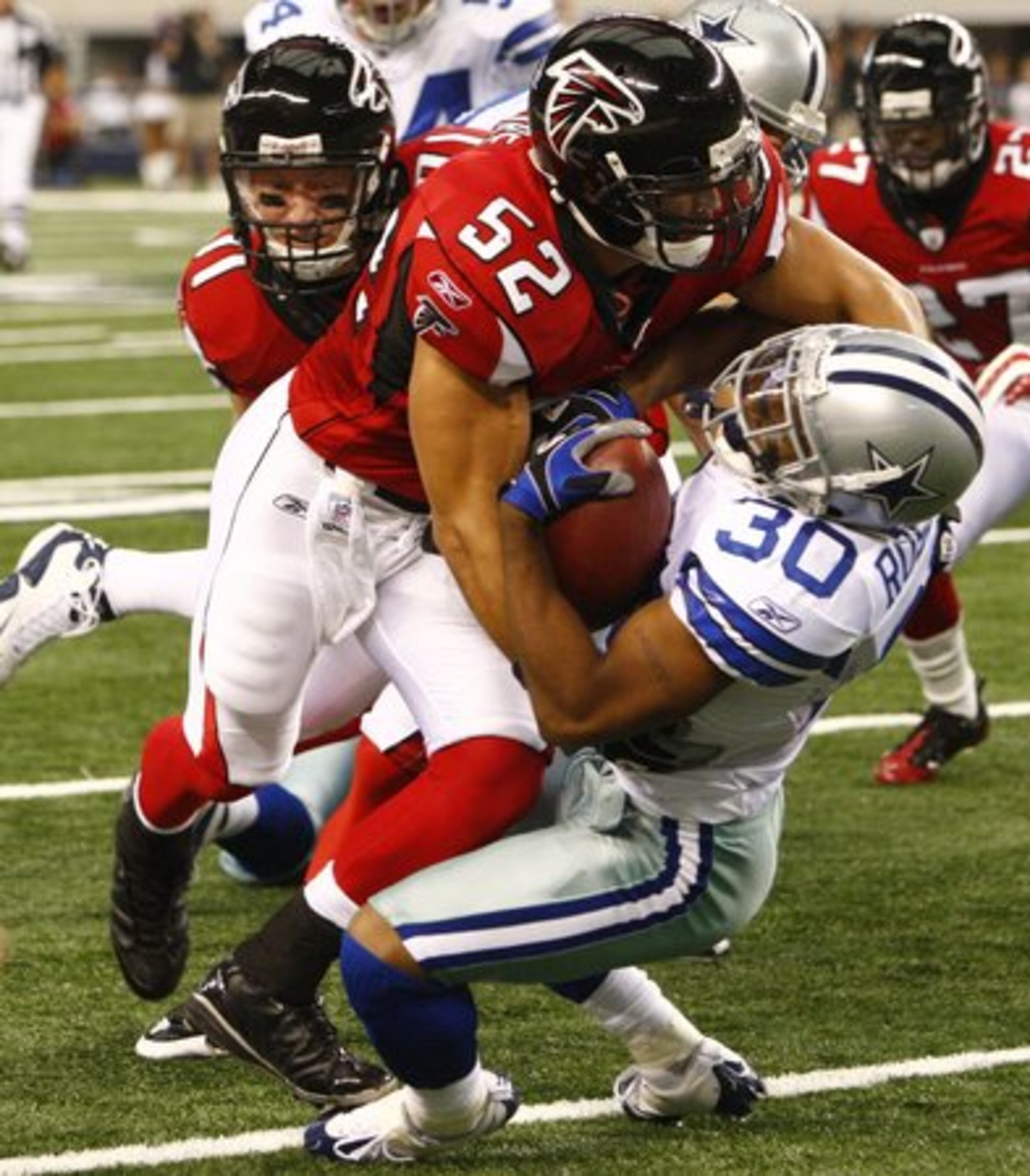 Coy Wire, OLB: The 2008 special teams captain played in 15 games this season, amassing 12 tackles.