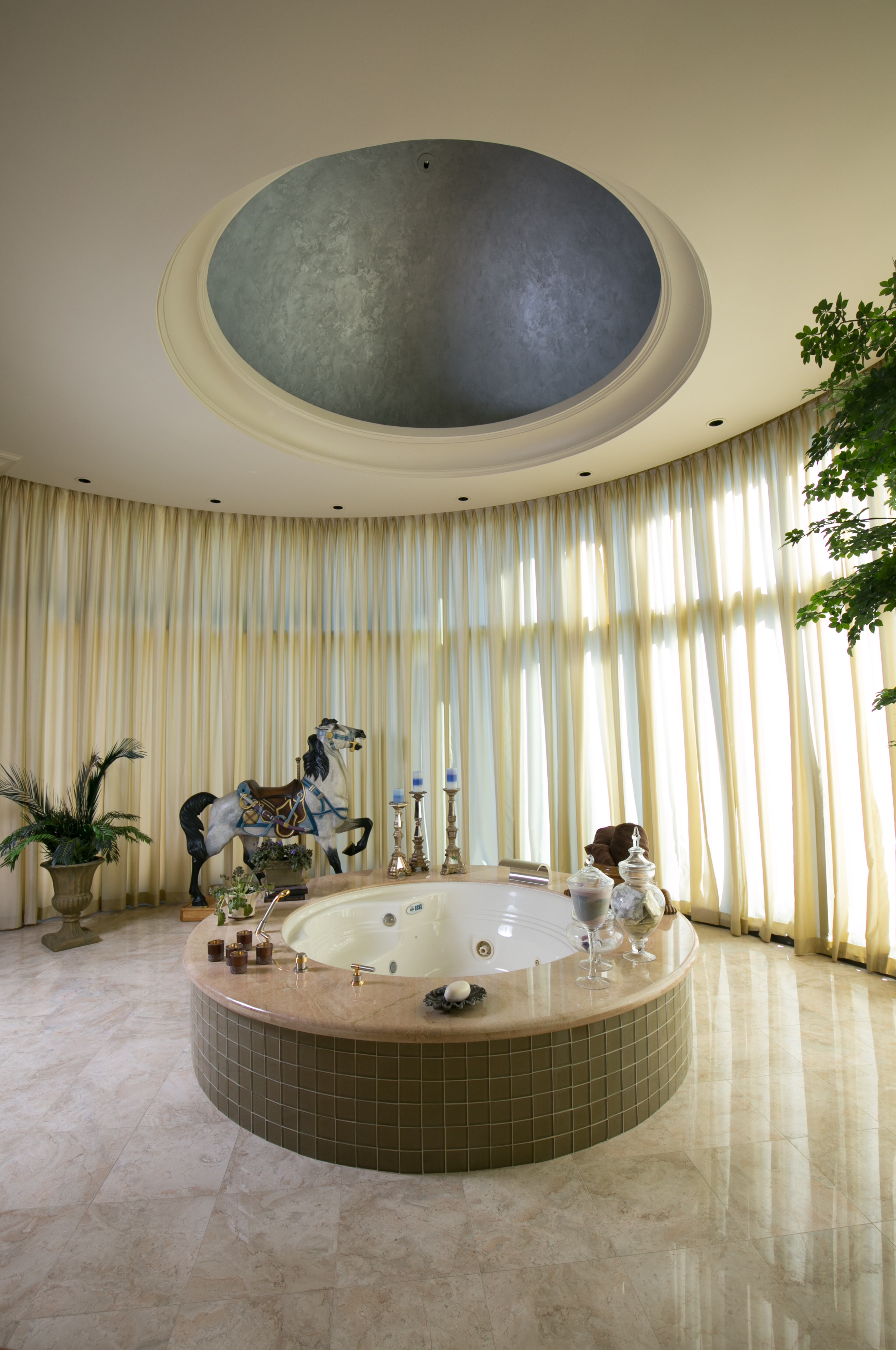 March 28, 2016 - Milton, Ga: The master bathroom is shown in the home of Ron and Kate Wallace Monday, March 28, 2016, in Milton, Ga. This is for the private quarters feature of Living Northside. PHOTO / JASON GETZ