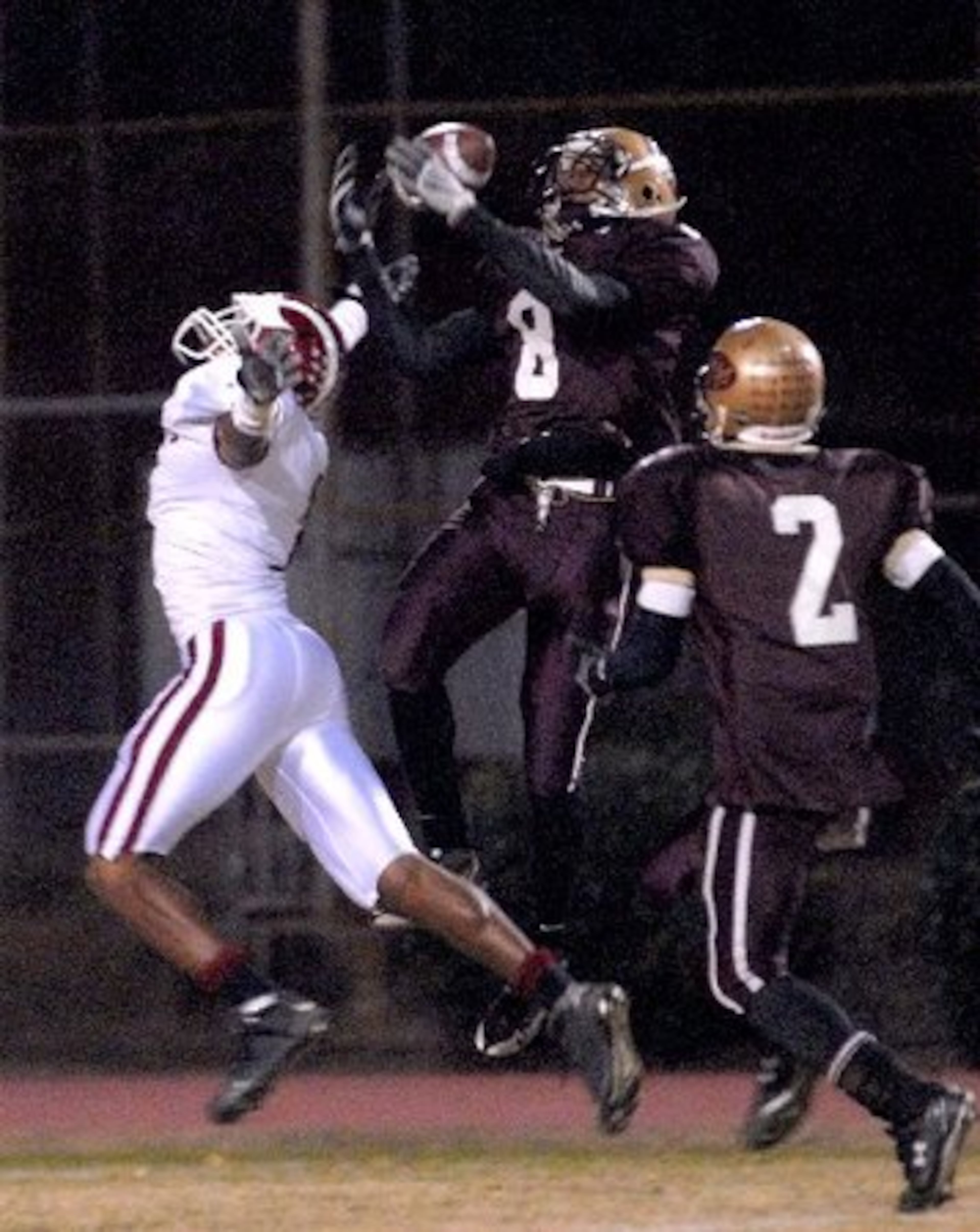 Tucker defensive back A.J. Bouye (8) breaks up a pass intended for Hillgrove's Kyle Hood.