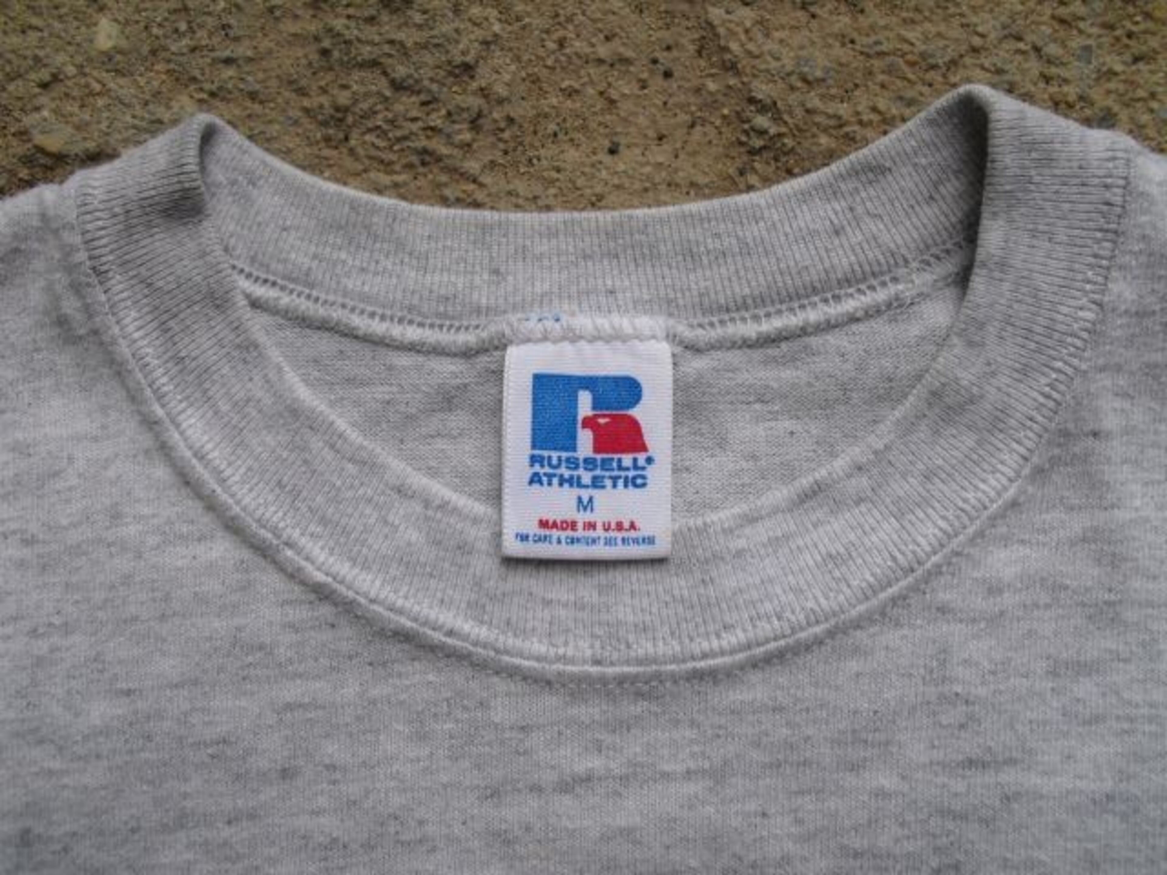 Russell Athletic Bowl, Dec. 29, 5:30 p.m., ESPN, in Orlando, Fla.: Clemson and Oklahoma players will receive a shopping trip, watch and athletic performance shirt.