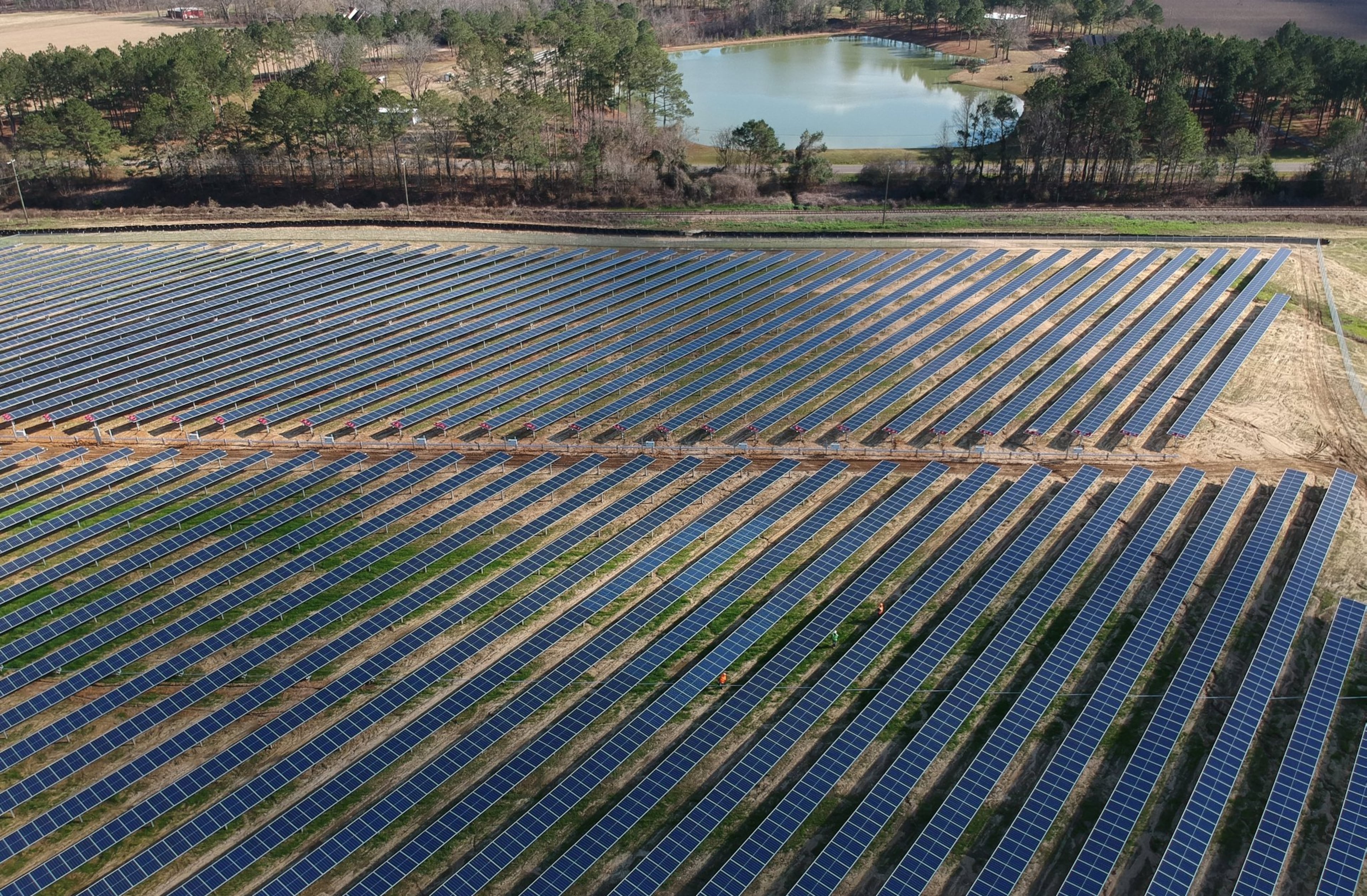 Aerial view shows solar panels in Bronwood, Ga. in Terrell County in South Georgia. HYOSUB SHIN / HSHIN@AJC.COM