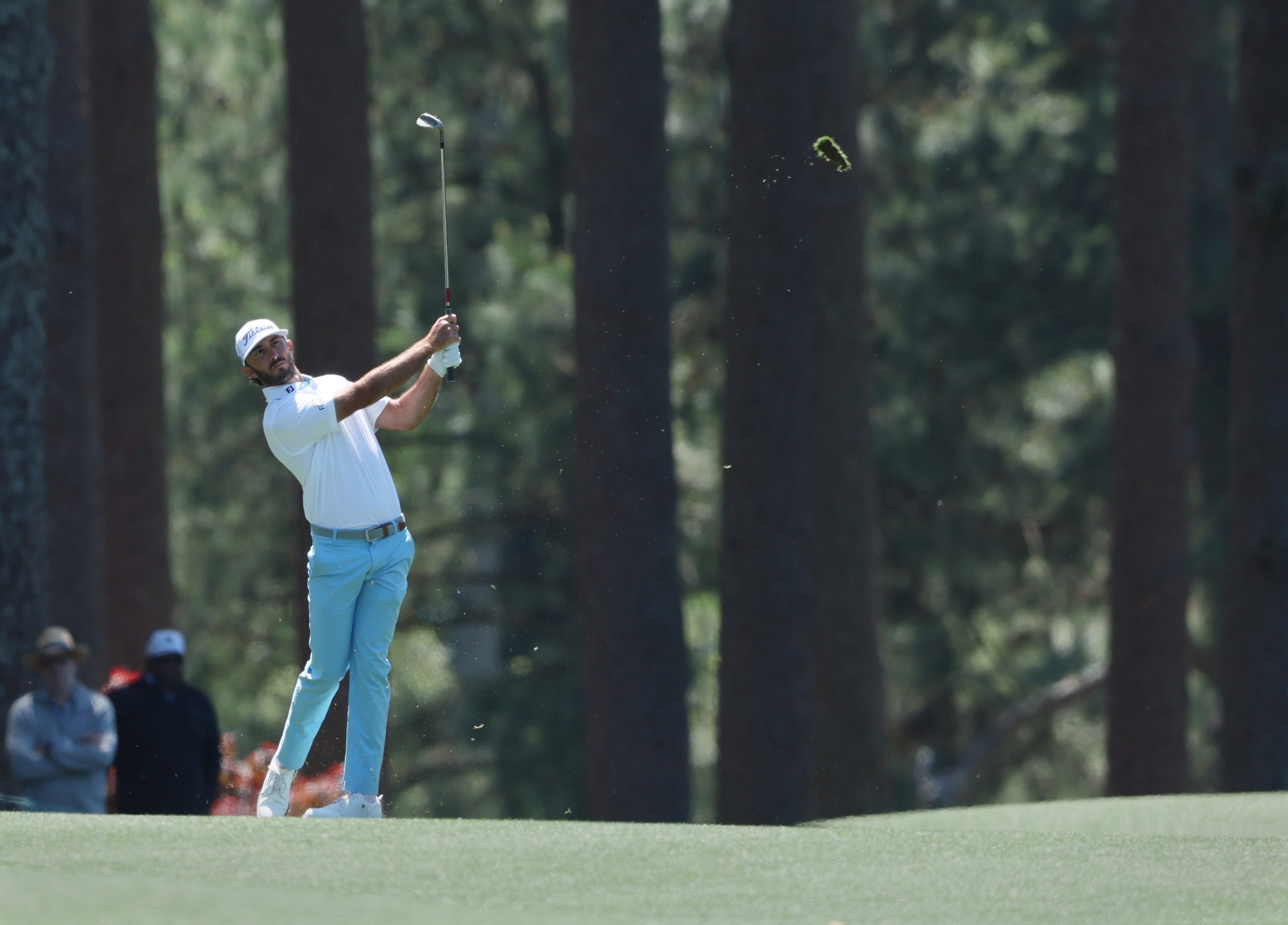 Max Homa hits fairway shot on eighth hole during second round of the 2024 Masters Tournament at Augusta National Golf Club, Friday, April 12, 2024, in Augusta, Ga. Jason Getz / Jason.Getz@ajc.com)
