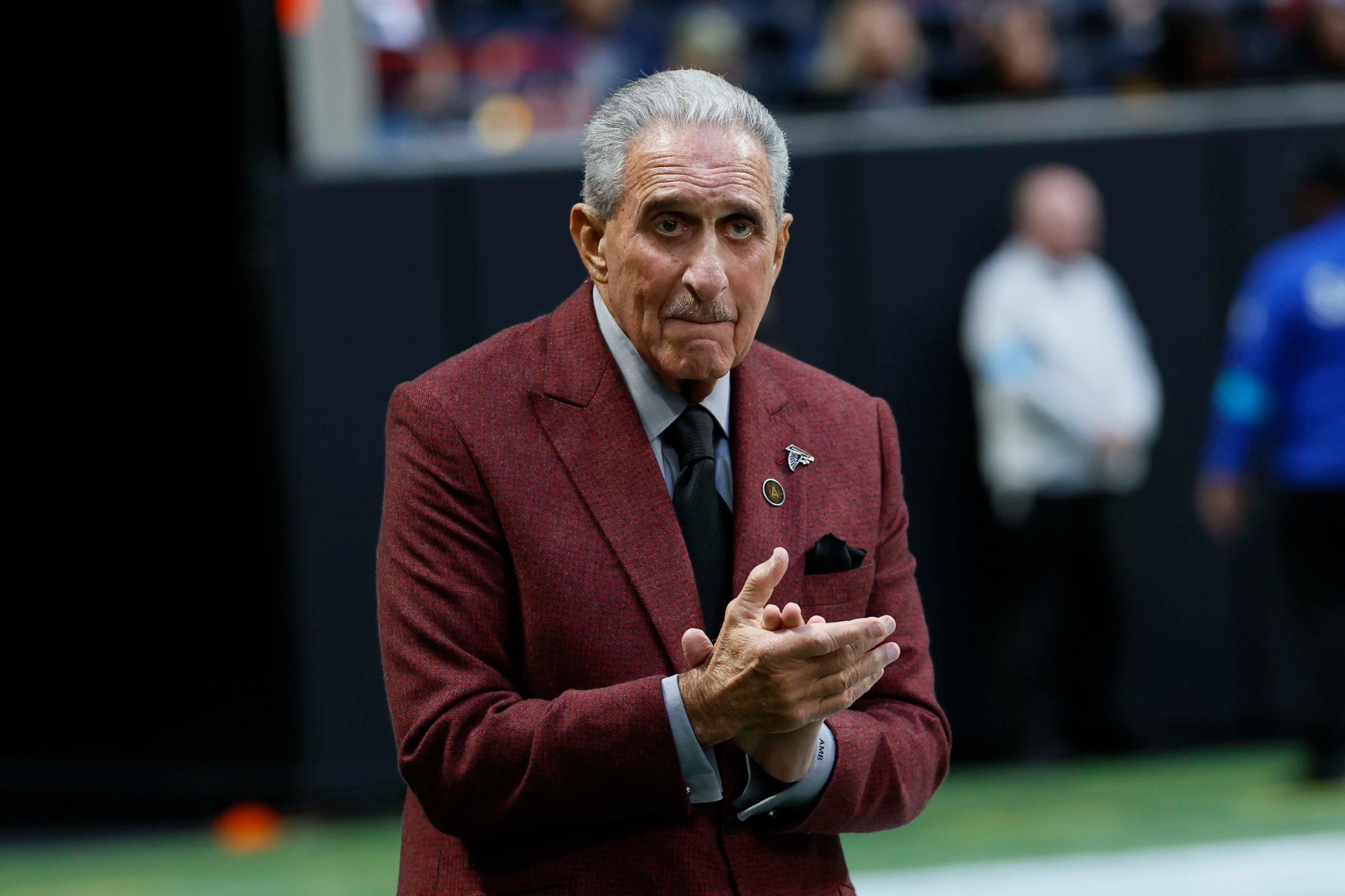 Atlanta Falcons owner Arthur Blank celebrates after his team’s 29-20 win over the San Francisco 49ers at Mercedes-Benz Stadium in Atlanta, GA, on Sunday, Oct. 25, 2026. (Miguel Martinez/AJC)