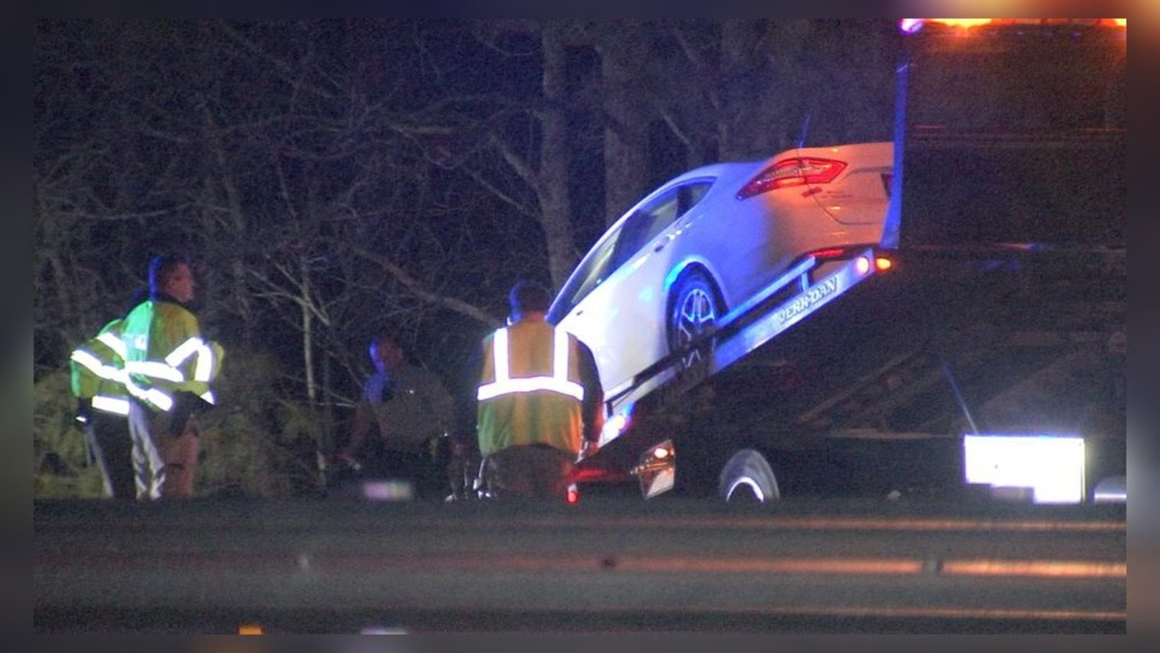 Forsyth County sheriff’s deputies used spike strips to end a chase on Ga. 400 South just past the Peachtree Parkway exit.