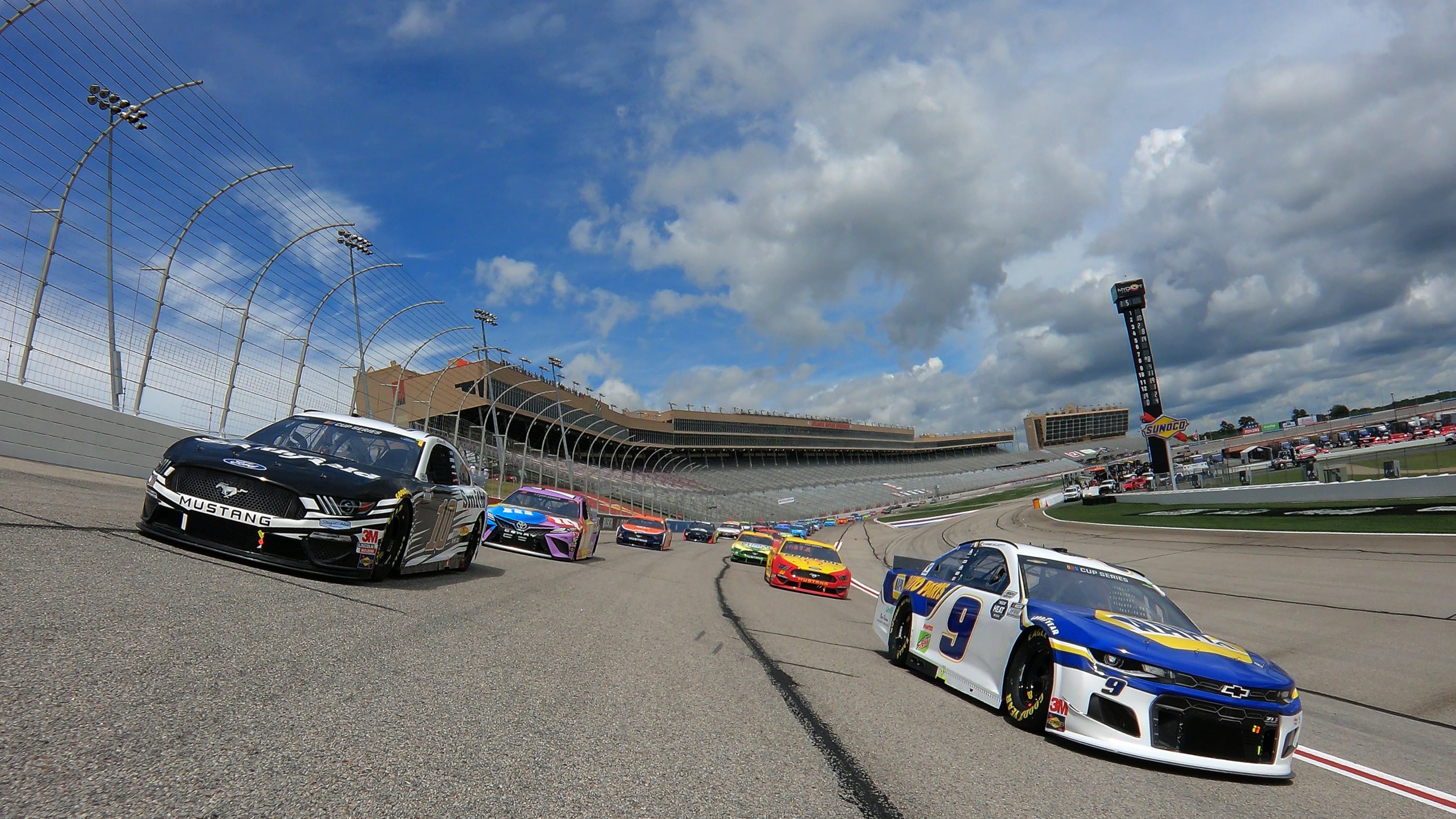 Chase Elliott (9) and Aric Almirola (10) lead the field prior to the start of the Folds of Honor QuikTrip 500 Sunday, June 7, 2020, at Atlanta Motor Speedway in Hampton, Ga.