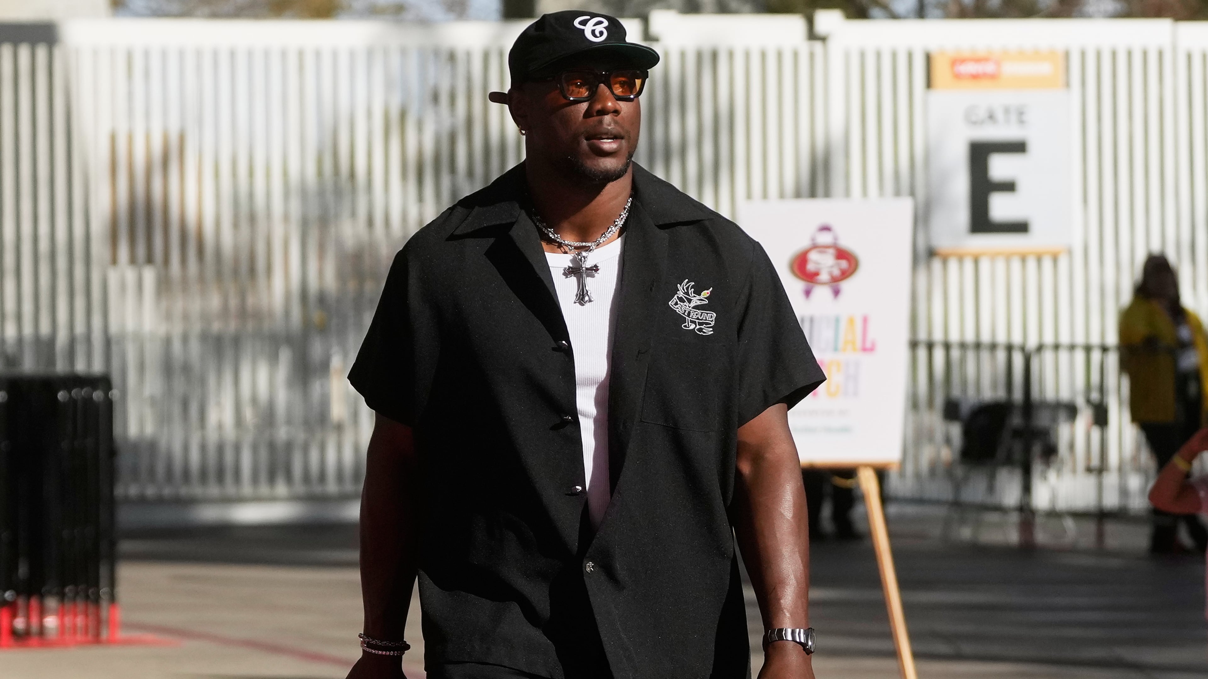 FILE - San Francisco 49ers defensive end Keion White arrives before an NFL football game against the Denver Broncos in Santa Clara, Calif., on Oct. 4, 2026. (AP Photo/Jeff Chiu, File)
