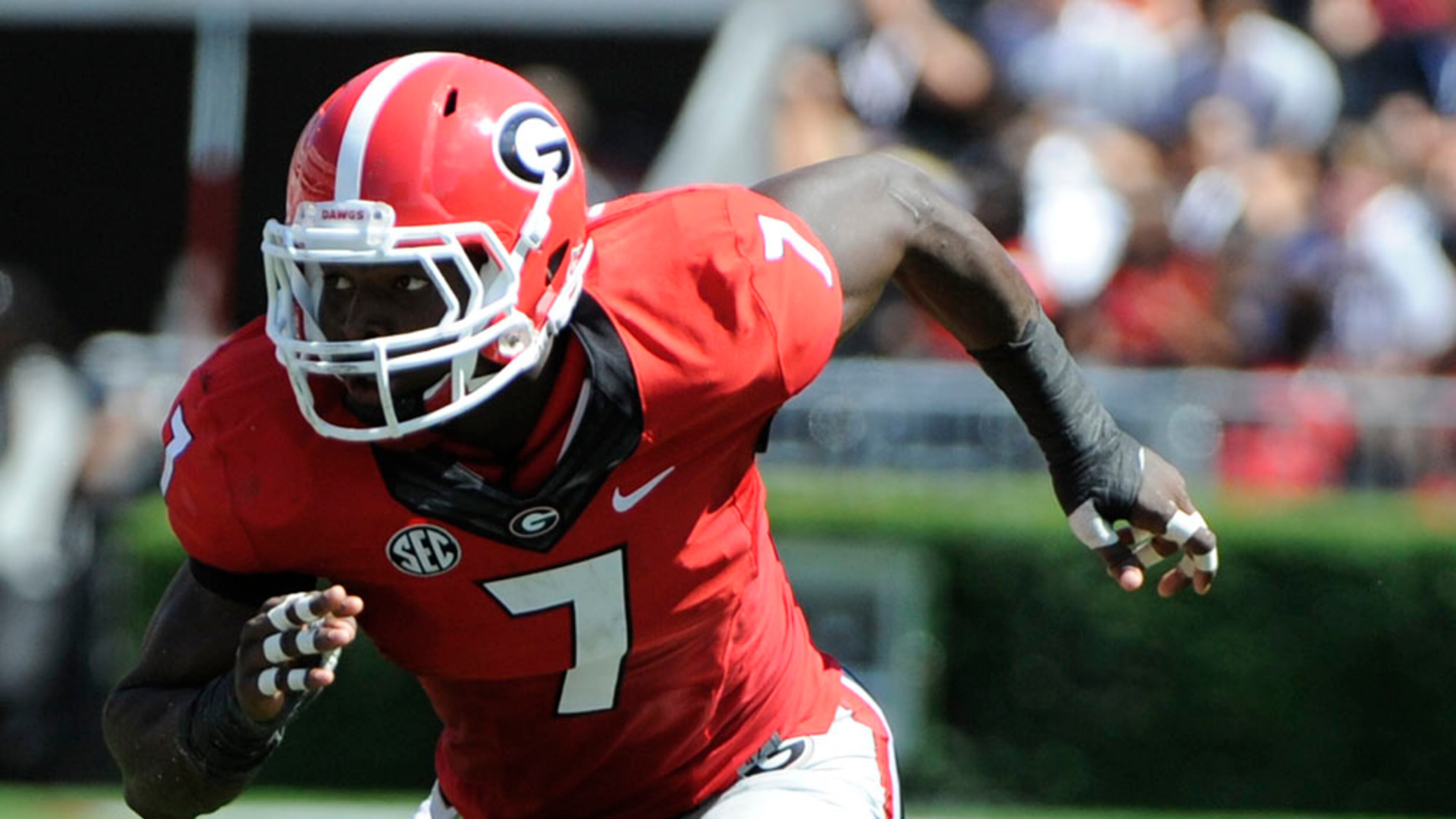Lorenzo Carter went from 4.5 sacks as a freshman to zero last year.