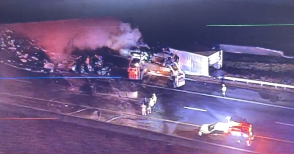 2 fiery crashes snarl Atlanta traffic on busy holiday travel day