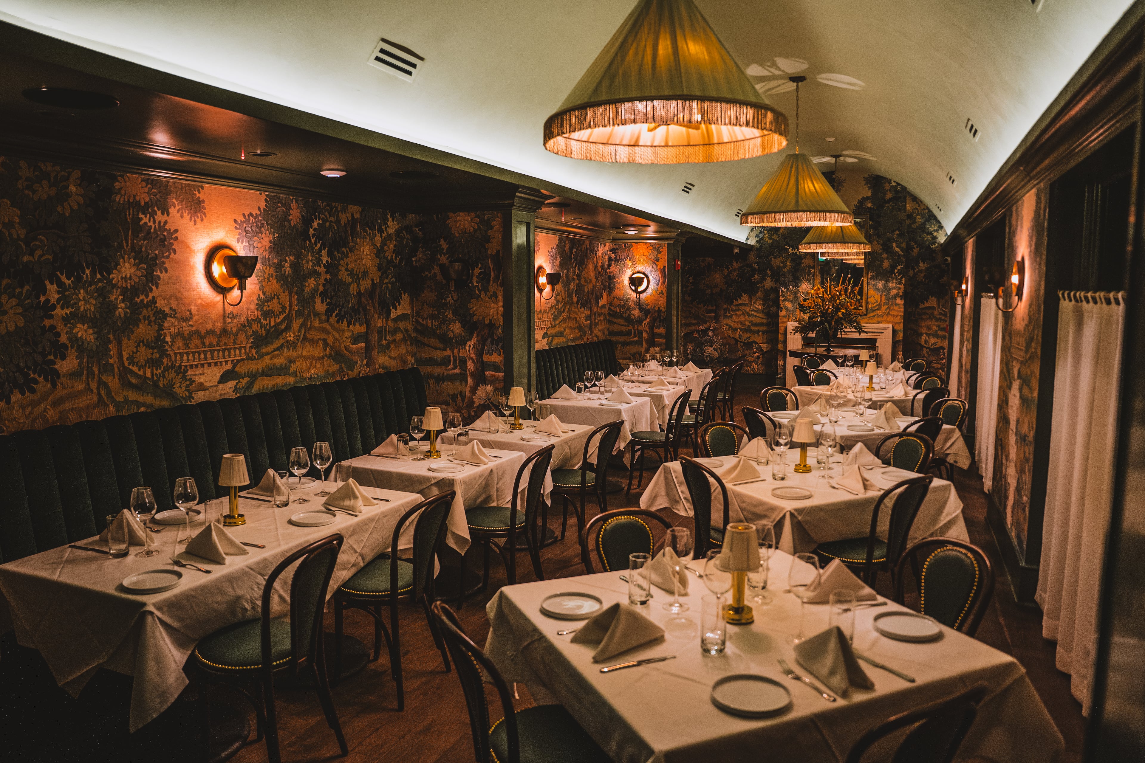 The Ivy sports bar in Buckhead has been transformed into Luella, a steakhouse from brothers Jamey and Benjie Shirah. (Courtesy of Taylor Hager/Luella)