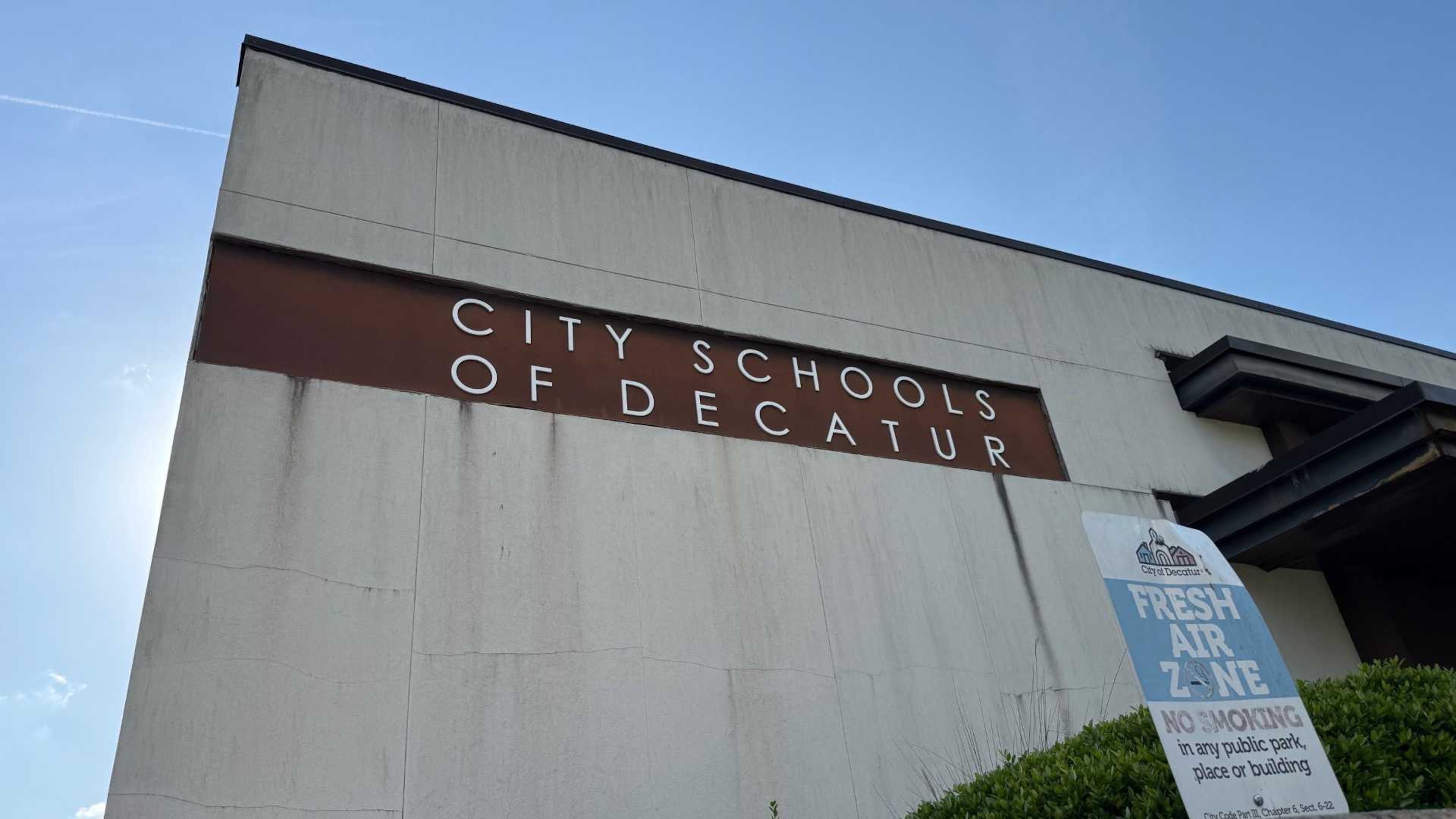 The City Schools of Decatur administrative building, pictured here on April 29, 2025. (Eric Stirgus/AJC)