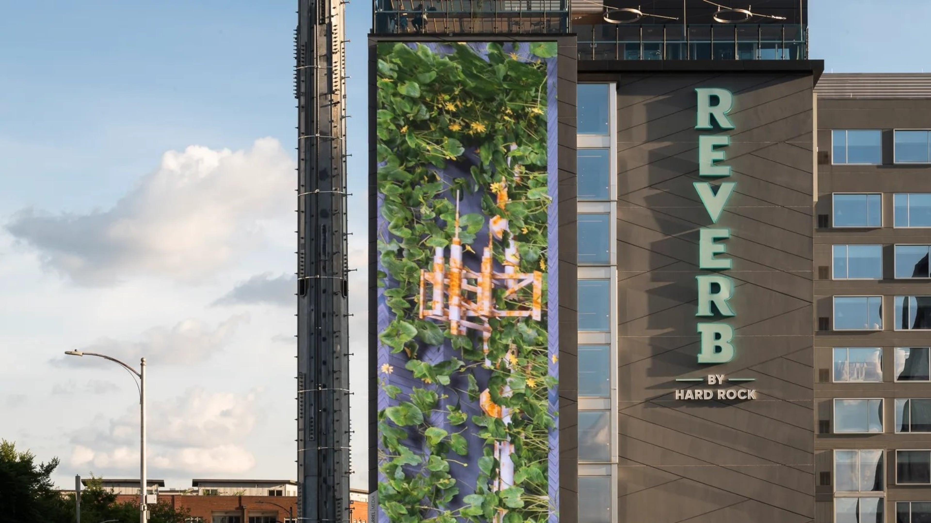 Daniel Phelps' "Prana" (2023) at Reverb by Hard Rock hotel. Photo: Courtesy of Arts & Entertainment Atlanta