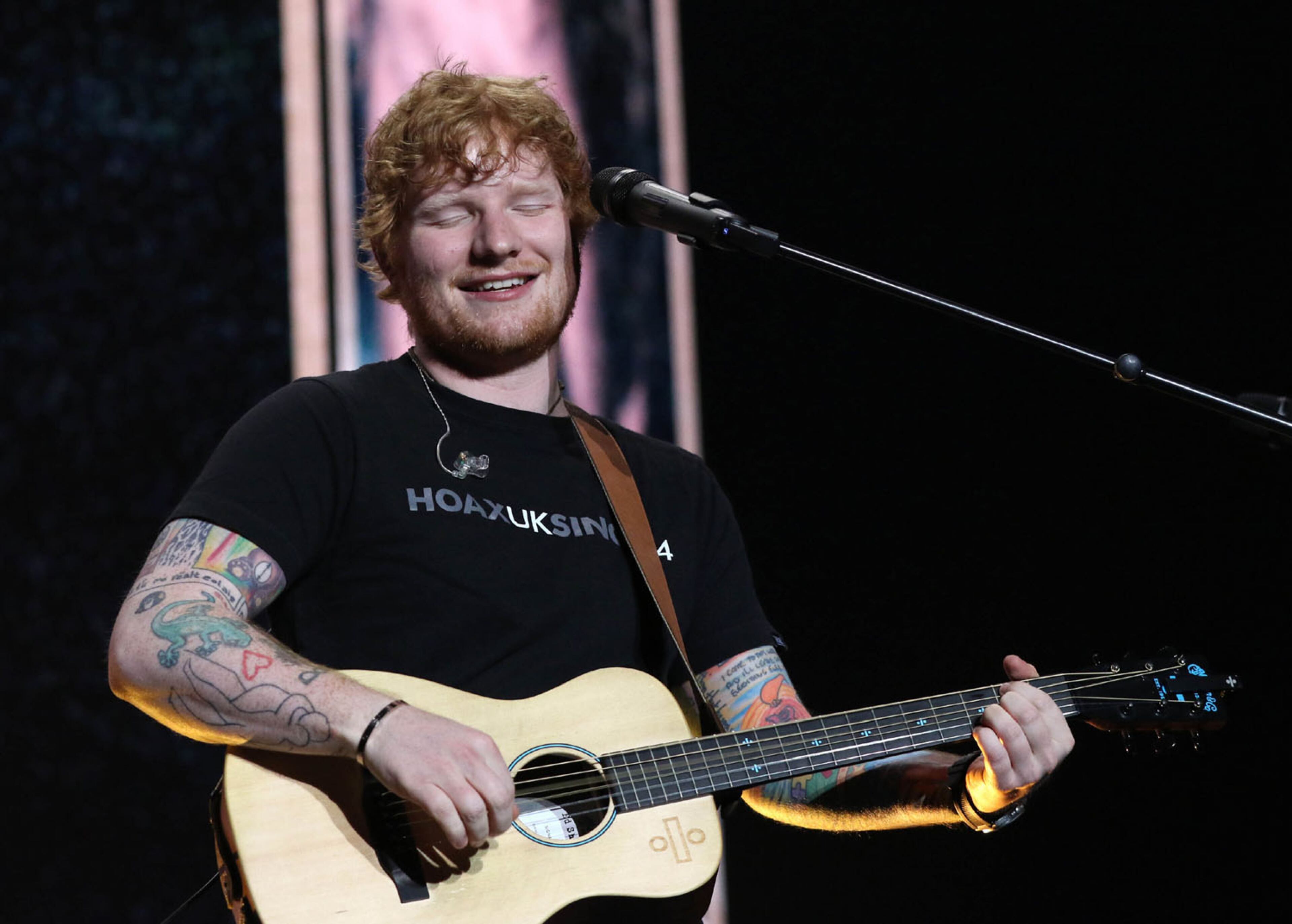 #11 of #30. PLEASE KEEP IN SEQUENTIAL ORDER FOR THE CONTINUITY OF THE GALLERY.
British stars Ed Sheeran and James Blunt rocked the first of two sold out nights at Infinite Energy Center on Friday, August 25, 2017.
Robb Cohen Photography & Video /RobbsPhotos.com