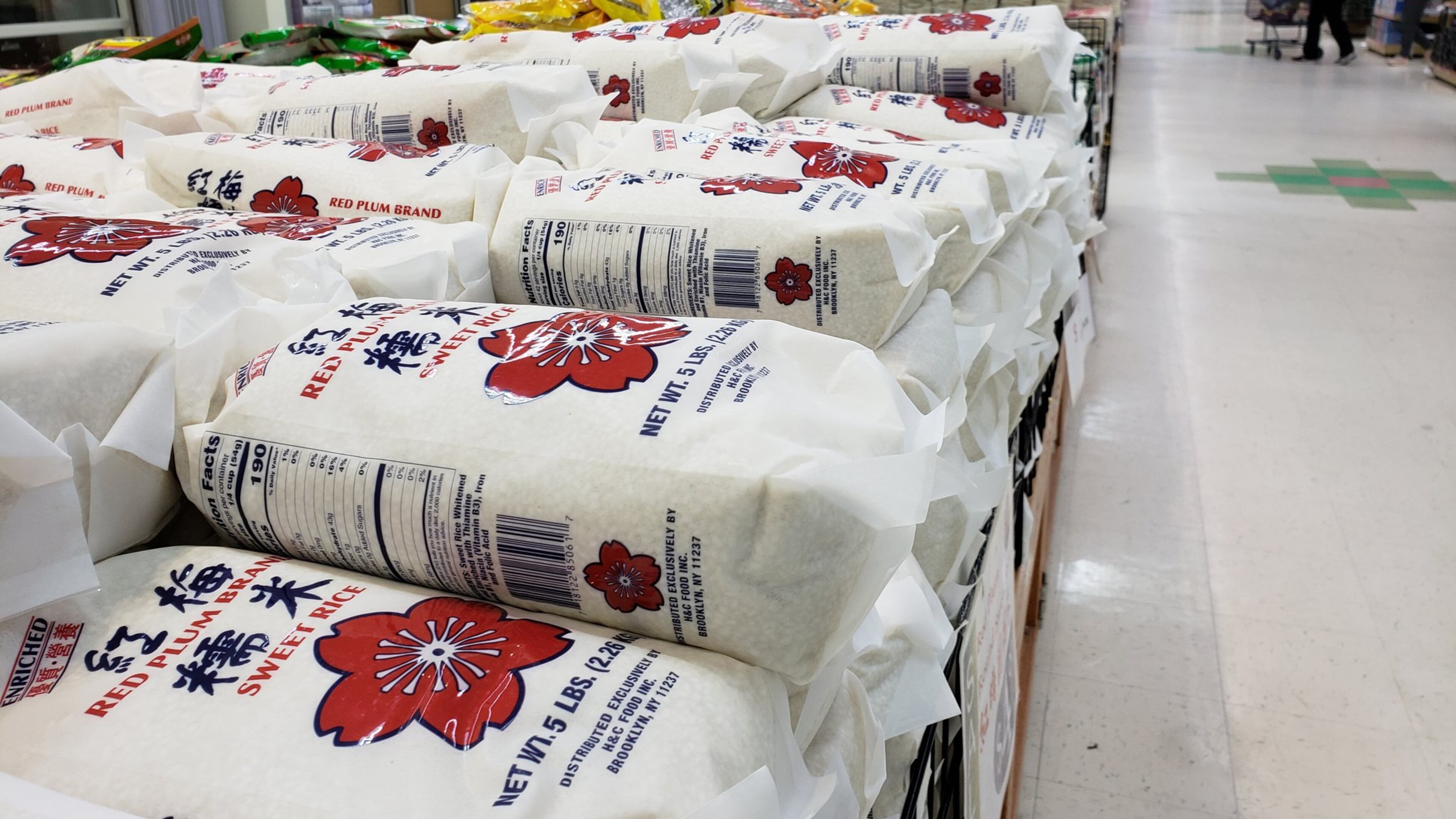 Gwinnett County commission candidate Laurie McClain questioned the value of diversity in the county, which is the most diverse in the state. Here, the Great Wall Supermarket in Duluth. MATT KEMPNER / AJC FILE PHOTO