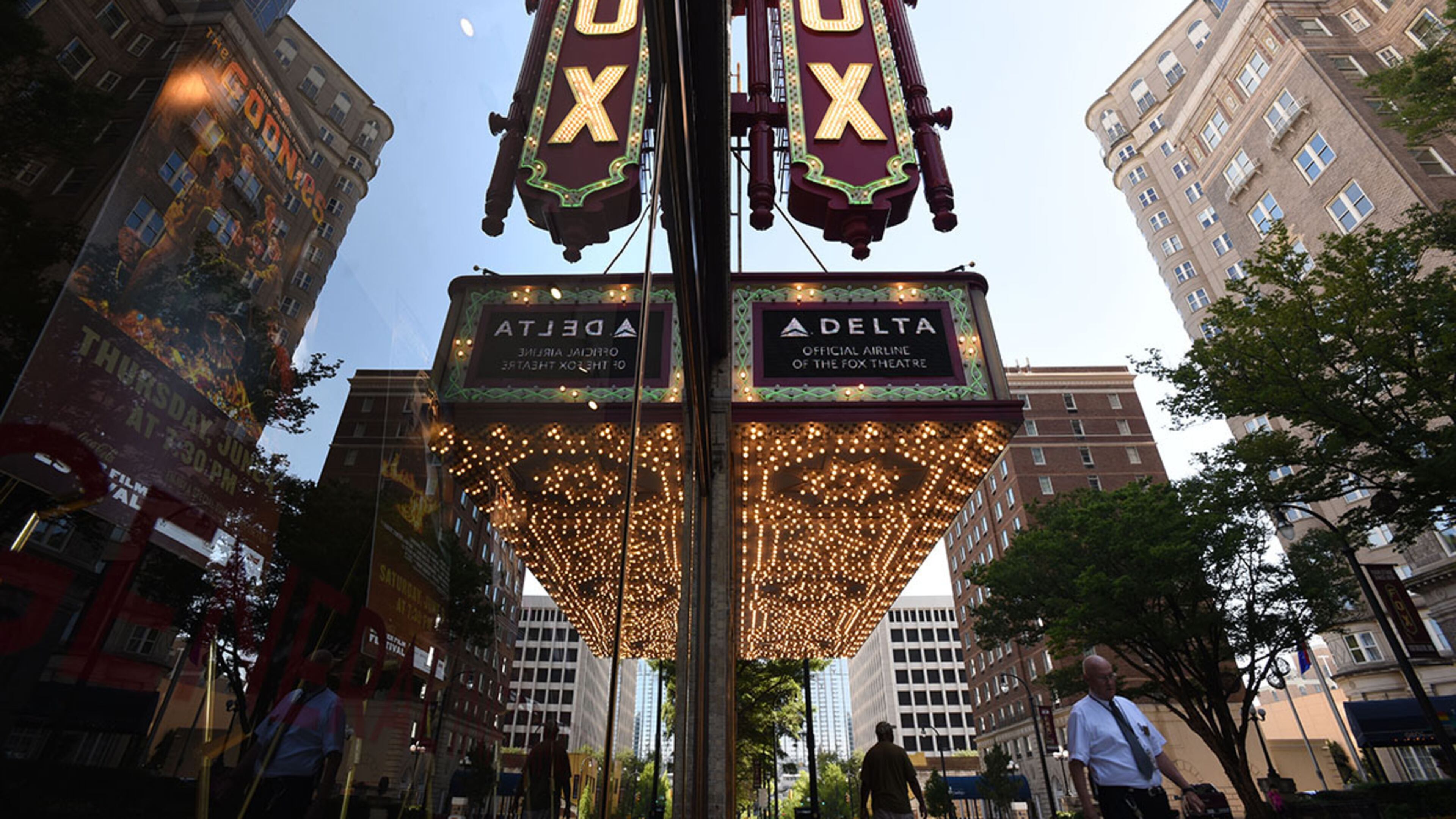 You can tour the fabulous Fox Theatre on Monday (HYOSUB SHIN / HSHIN@AJC.COM)